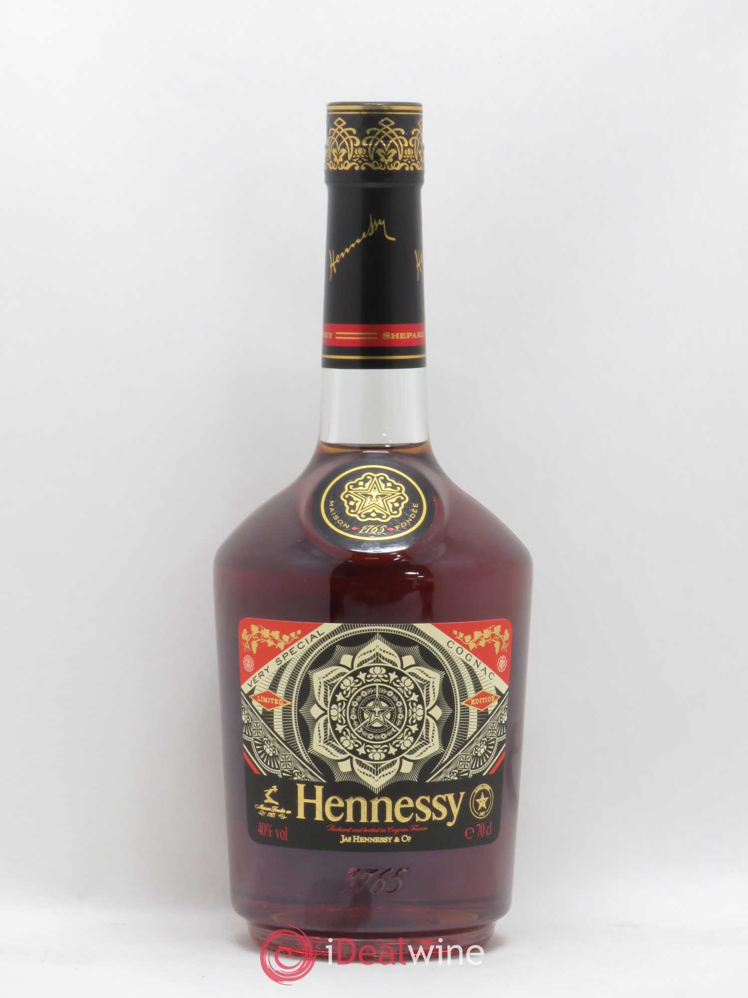 Cognac Hennessy Limited Edition Shepard Fairey - Lot of 1 bottle - 0