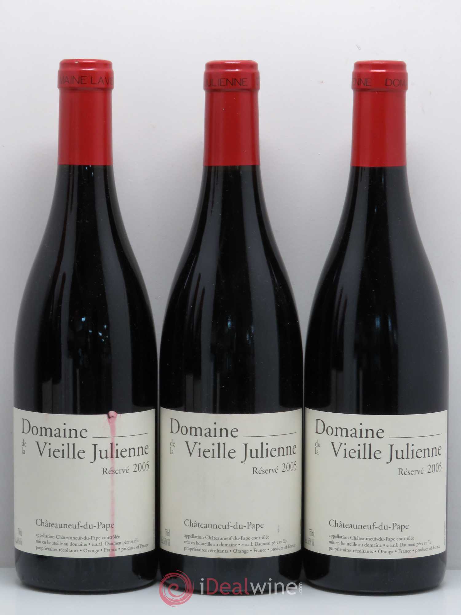 Châteauneuf-du-Pape Vieille Julienne (Domaine de la) Réservé Jean-Paul Daumen 2005 - Lot de 3 bouteilles - 0