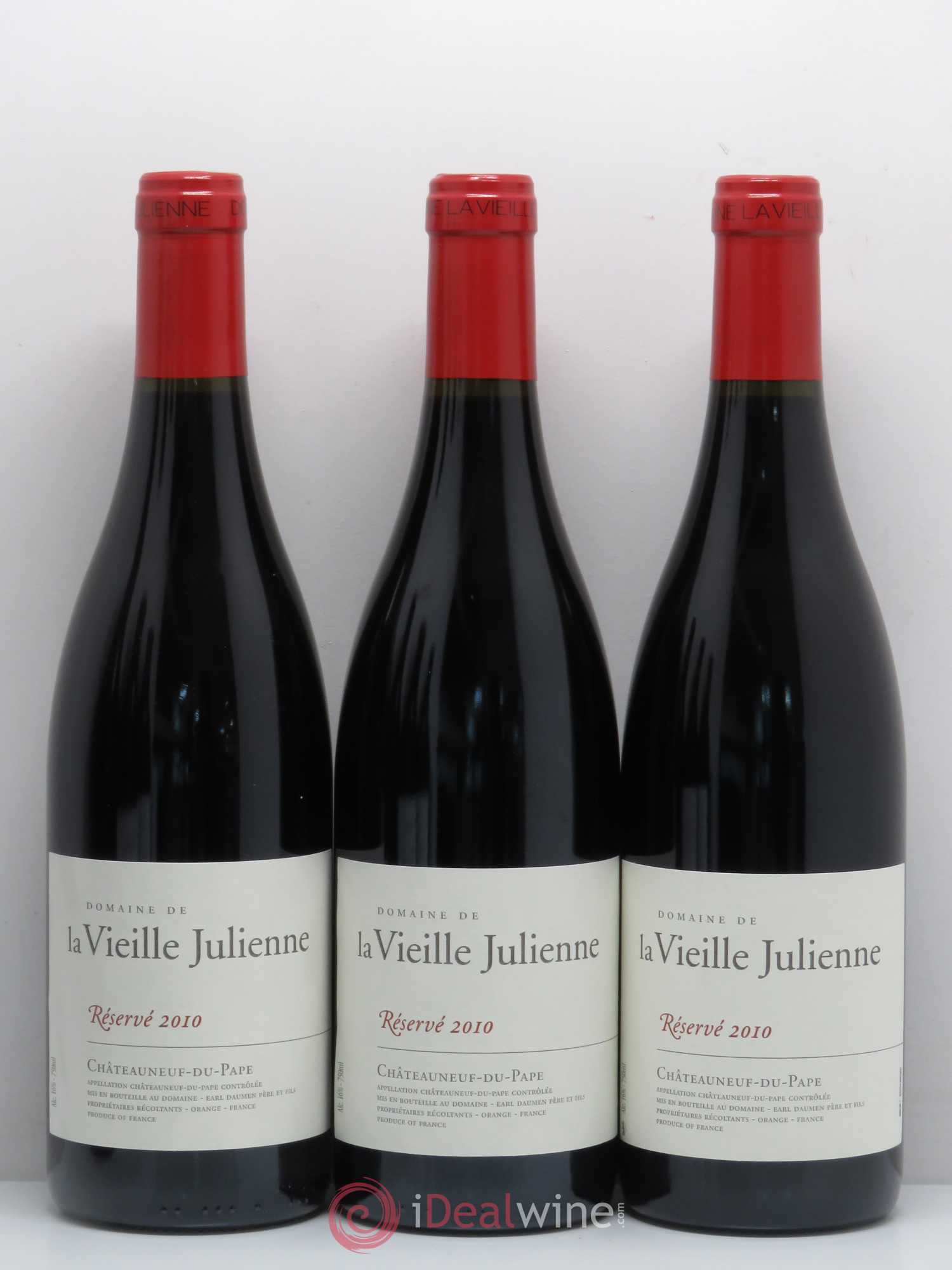 Châteauneuf-du-Pape Vieille Julienne (Domaine de la) Réservé Jean-Paul Daumen 2010 - Lot de 3 bouteilles - 0