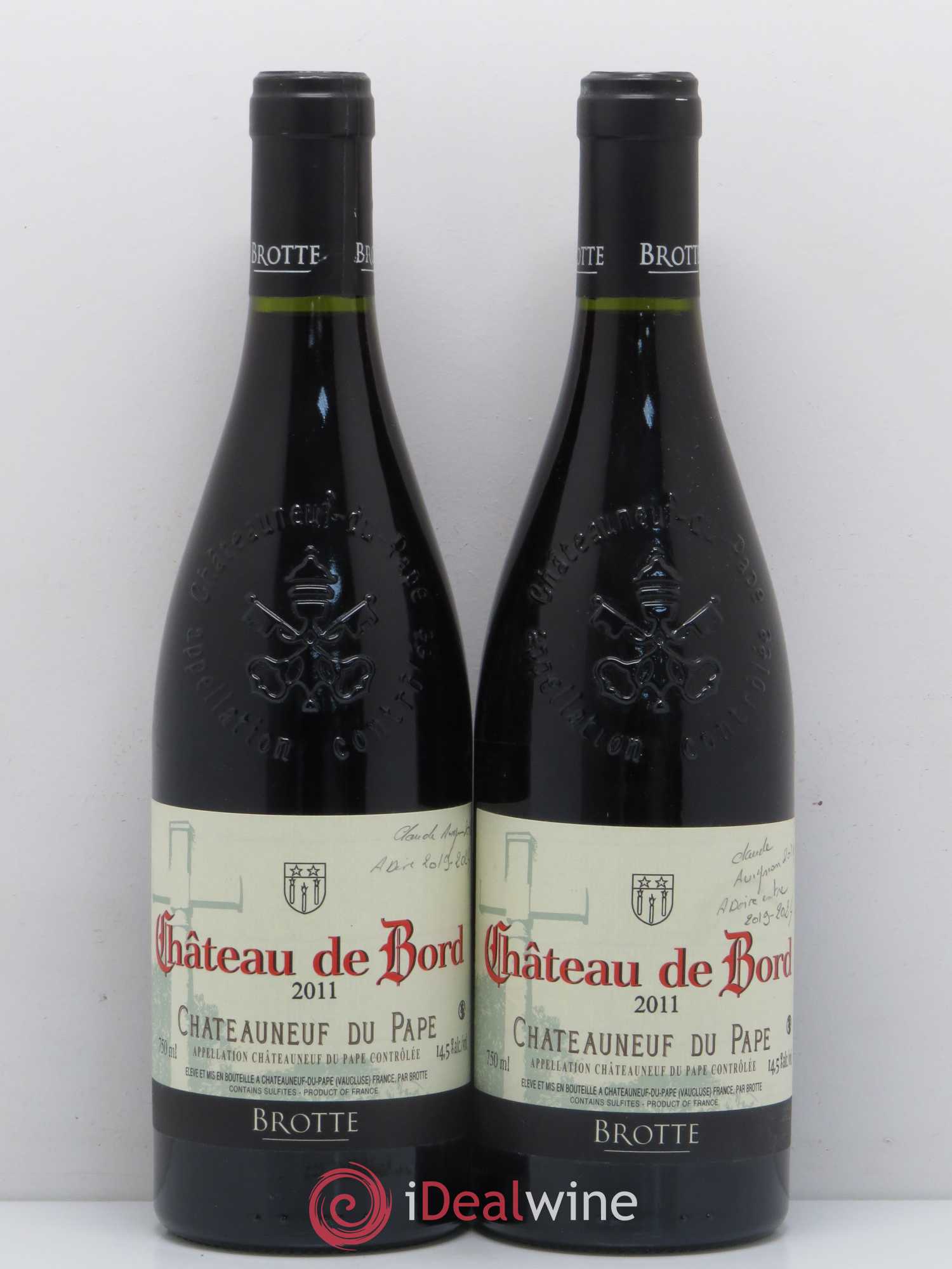 Châteauneuf-du-Pape 2011 - Posten von 2 Flaschen - 0