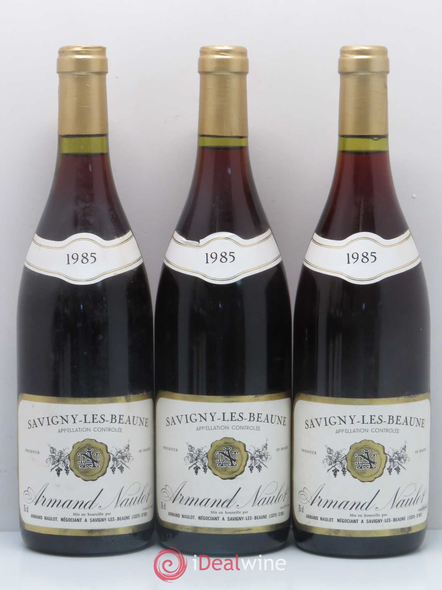 Savigny-lès-Beaune Armand Naulot 1985 - Posten von 6 Flaschen - 1