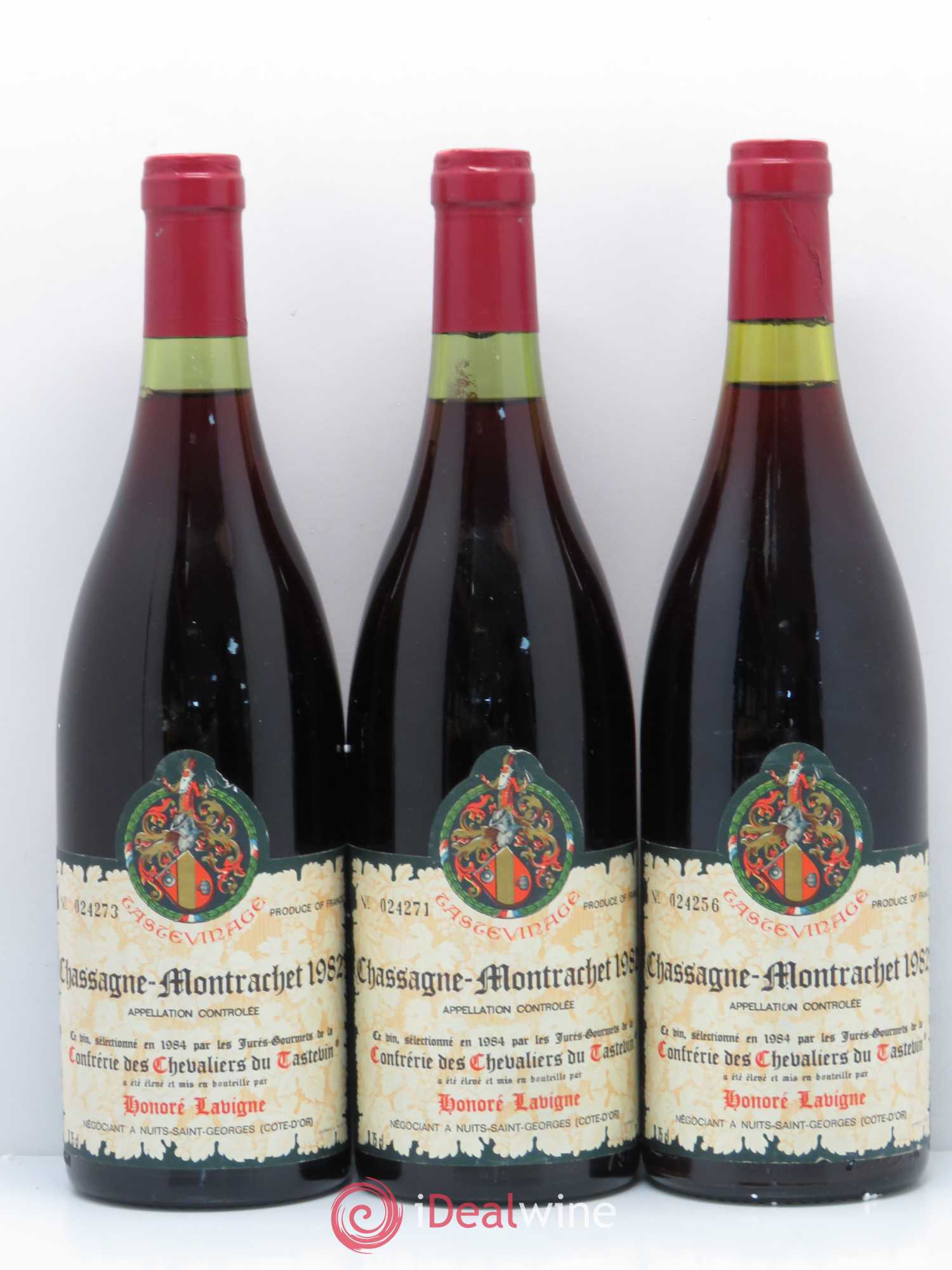 Chassagne-Montrachet Confrerie des Chevaliers du Tastevin Domaine Honore Lavigne 1982 - Posten von 3 Flaschen - 0