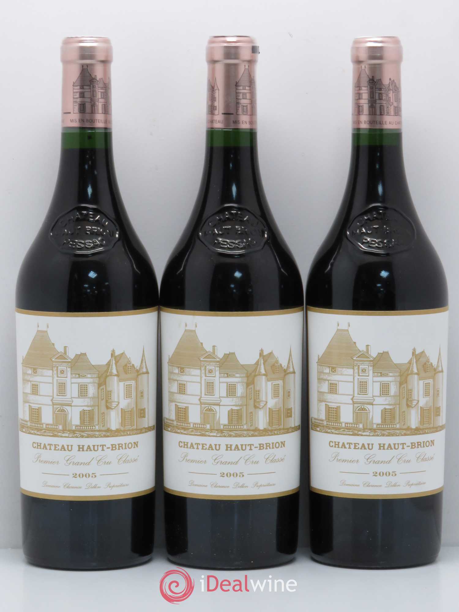 Château Haut Brion 1er Grand Cru Classé 2005 - Lot de 3 bouteilles - 0