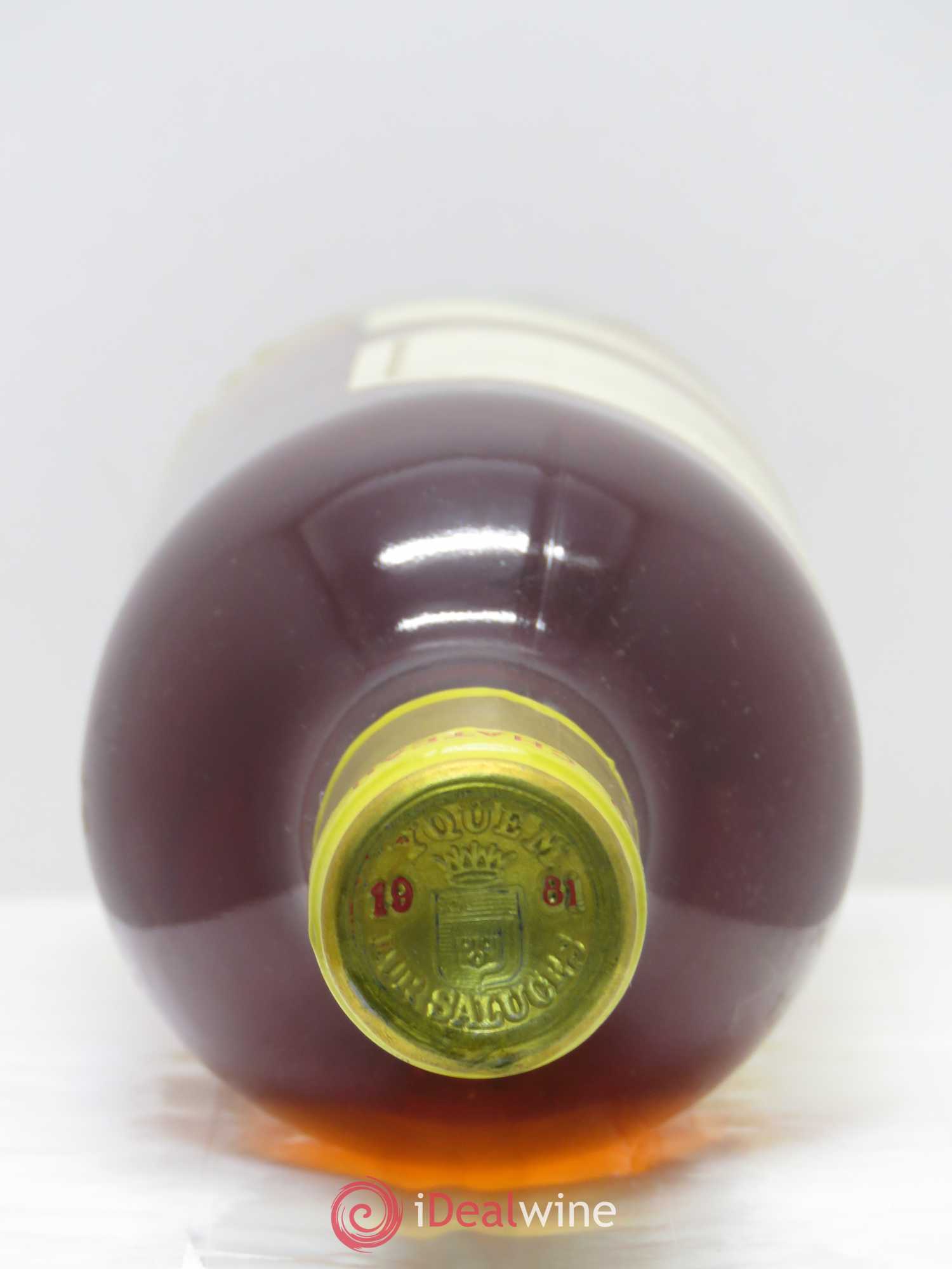 Château d' Yquem 1er Cru Classé Supérieur 1981 - Lotto di 2 bottiglie - 1