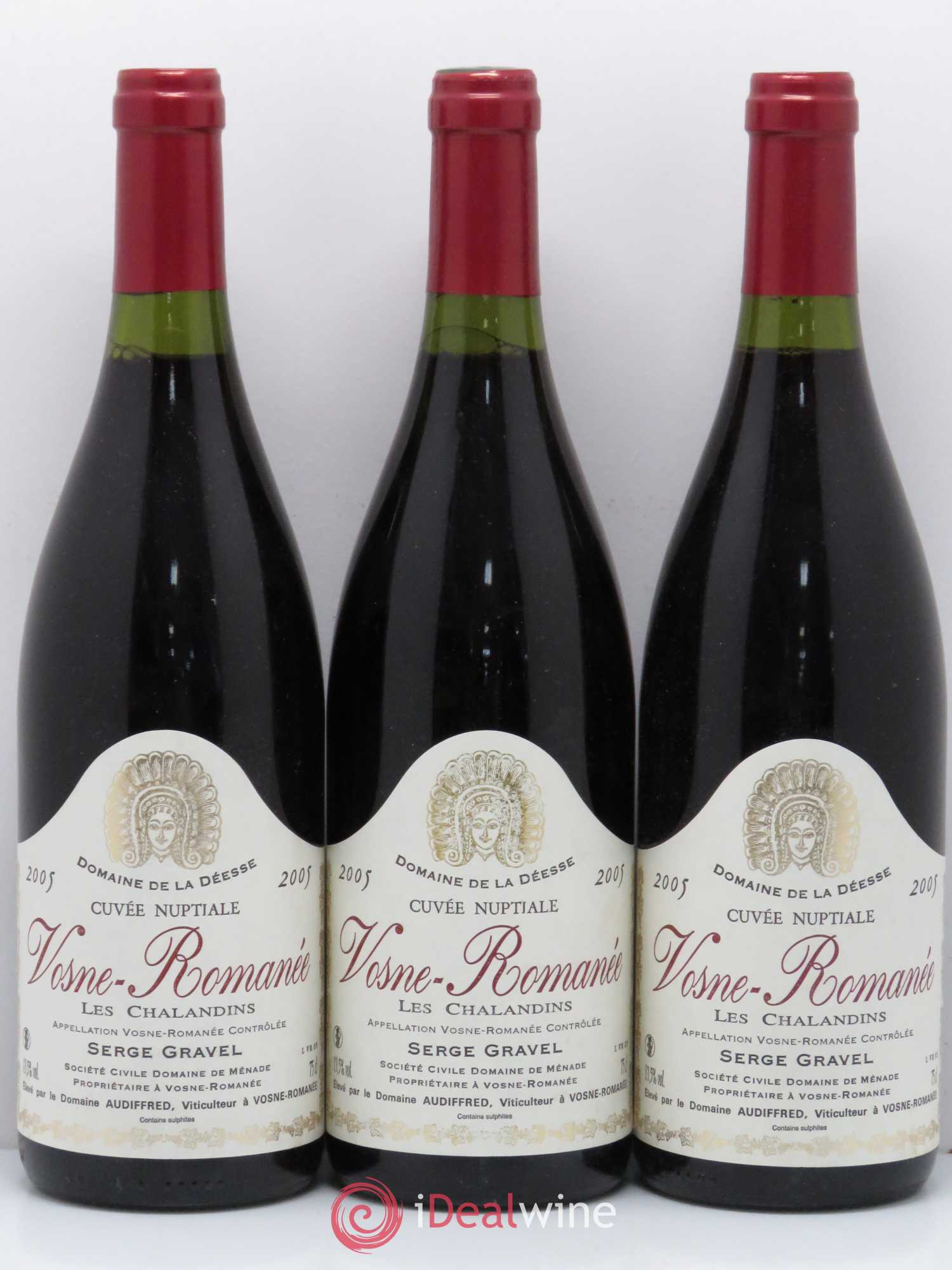 Vosne-Romanée Cuvée Nuptiale Domaine de la Déesse Les Chaladins 2005 - Posten von 3 Flaschen - 0