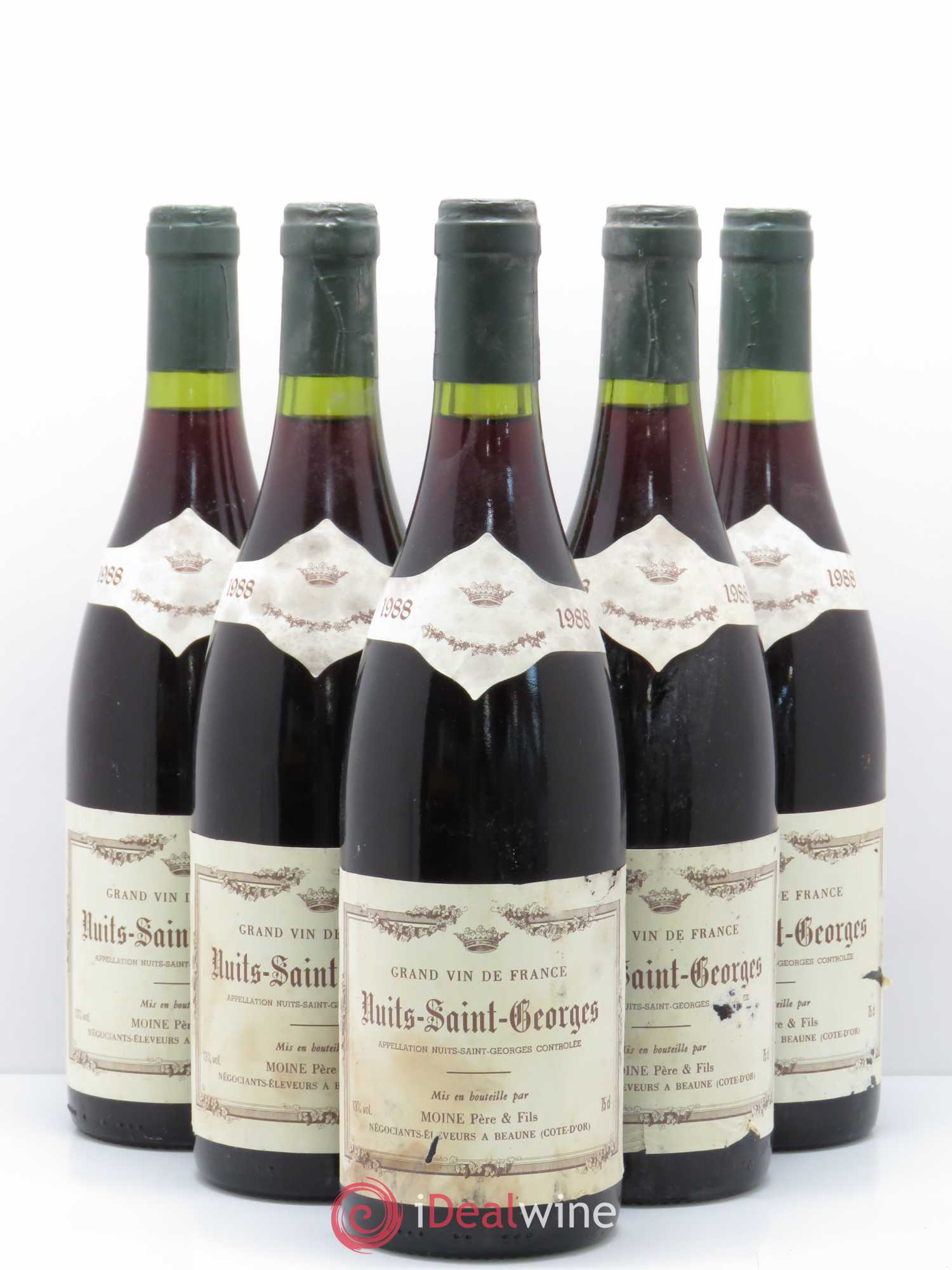 Nuits-Saint-Georges Moine Père et Fils 1988 - Lot de 5 bouteilles - 0
