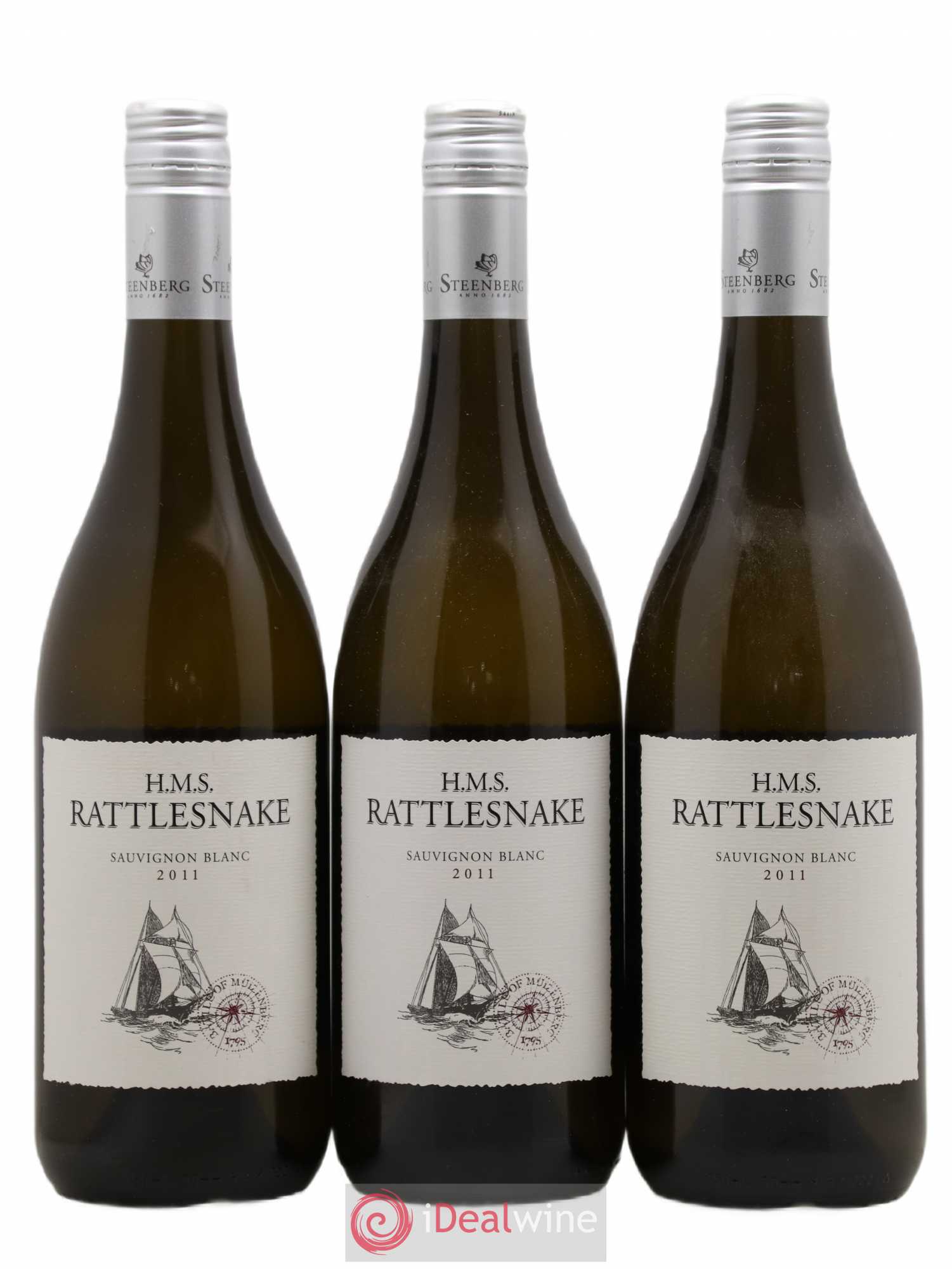 Afrique du Sud Stennberg Vineyards H.M.S Rattlesnake The Battle Of Muizemberg Sauvignon Blanc 2011 - Posten von 3 Flaschen - 0