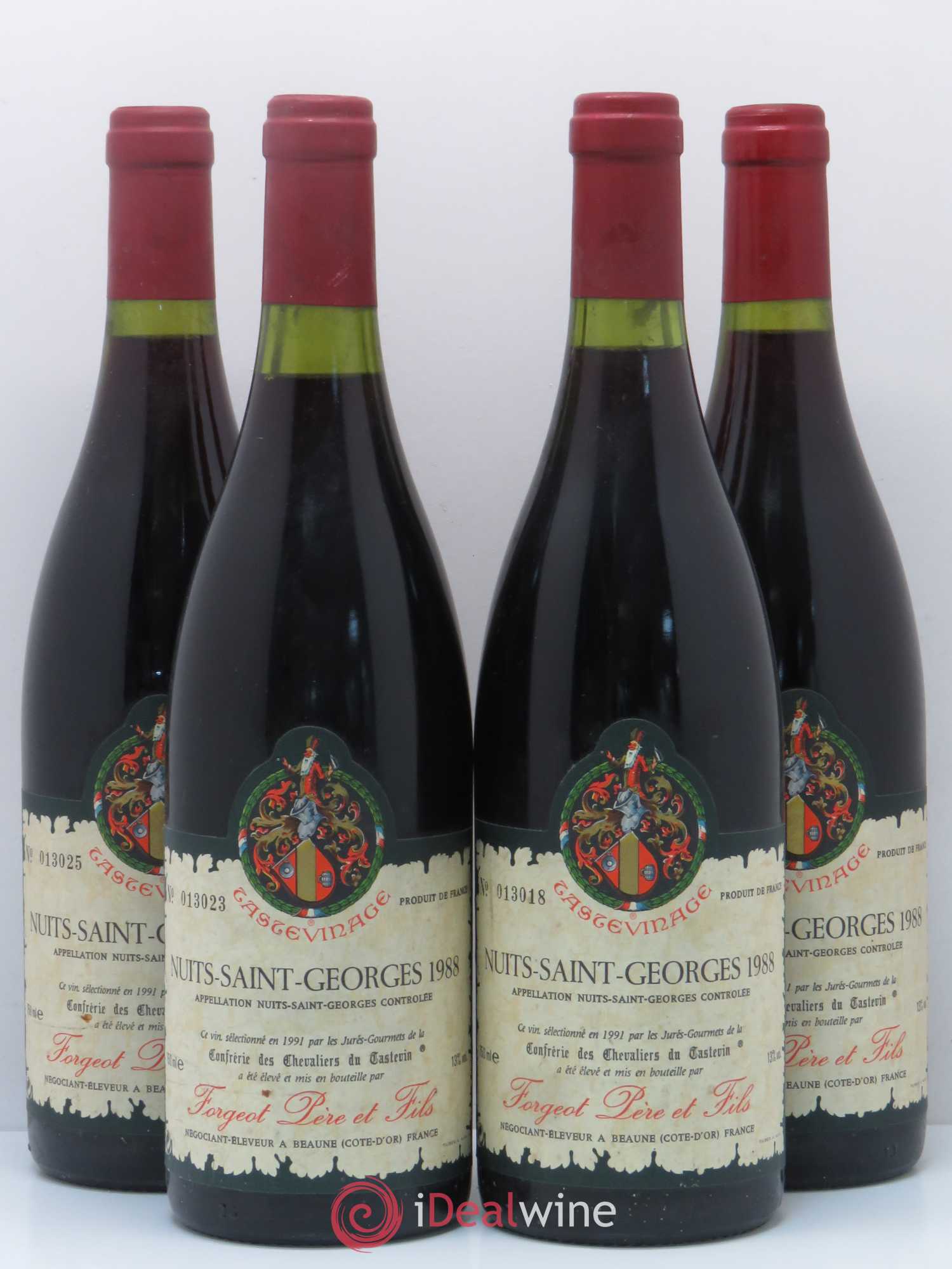 Nuits-Saint-Georges Forgeot Peres & Fils Tastevinage 1988 - Posten von 4 Flaschen - 0