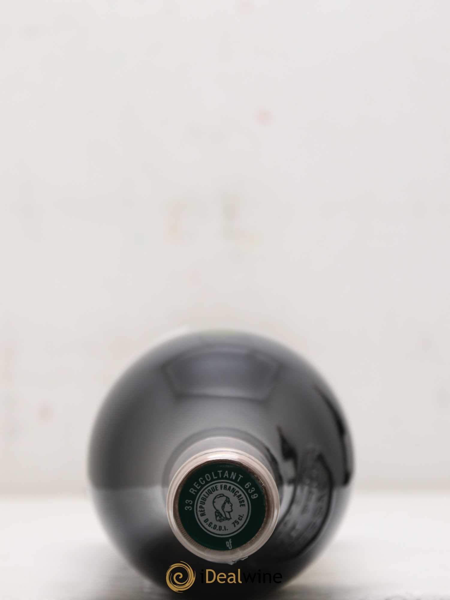 Château Haut Brion 1er Grand Cru Classé 2017 - Lot of 2 bottles - 2