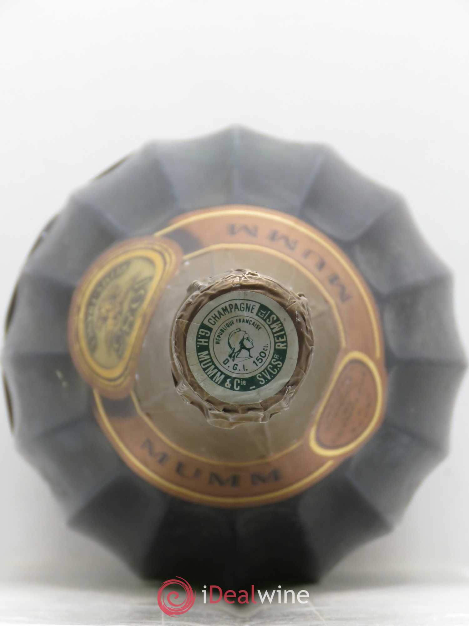 René Lalou Mumm 1985 - Posten von 1 Magnum - 1
