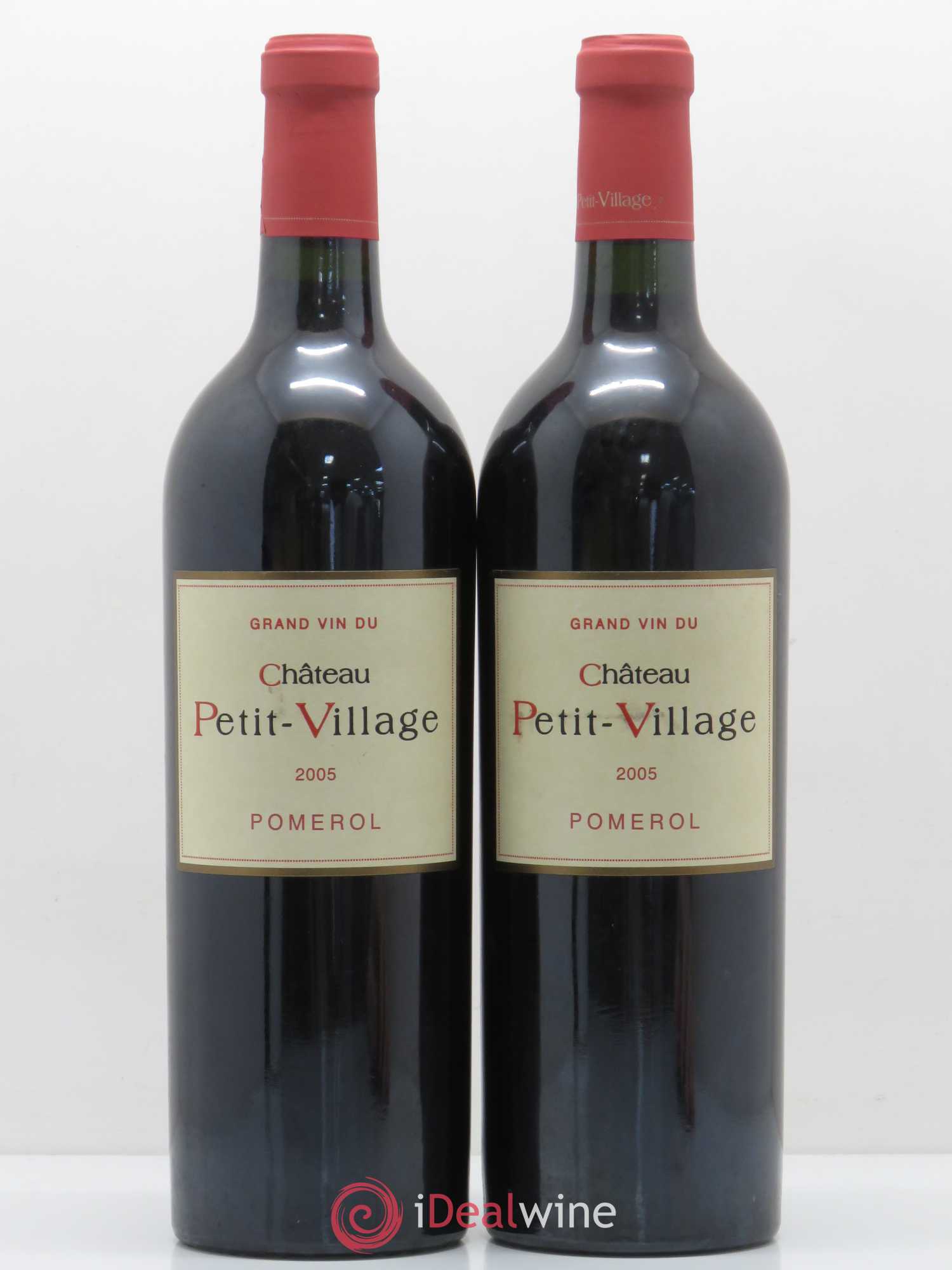 Château Petit Village 2005 - Lot de 2 bouteilles - 0