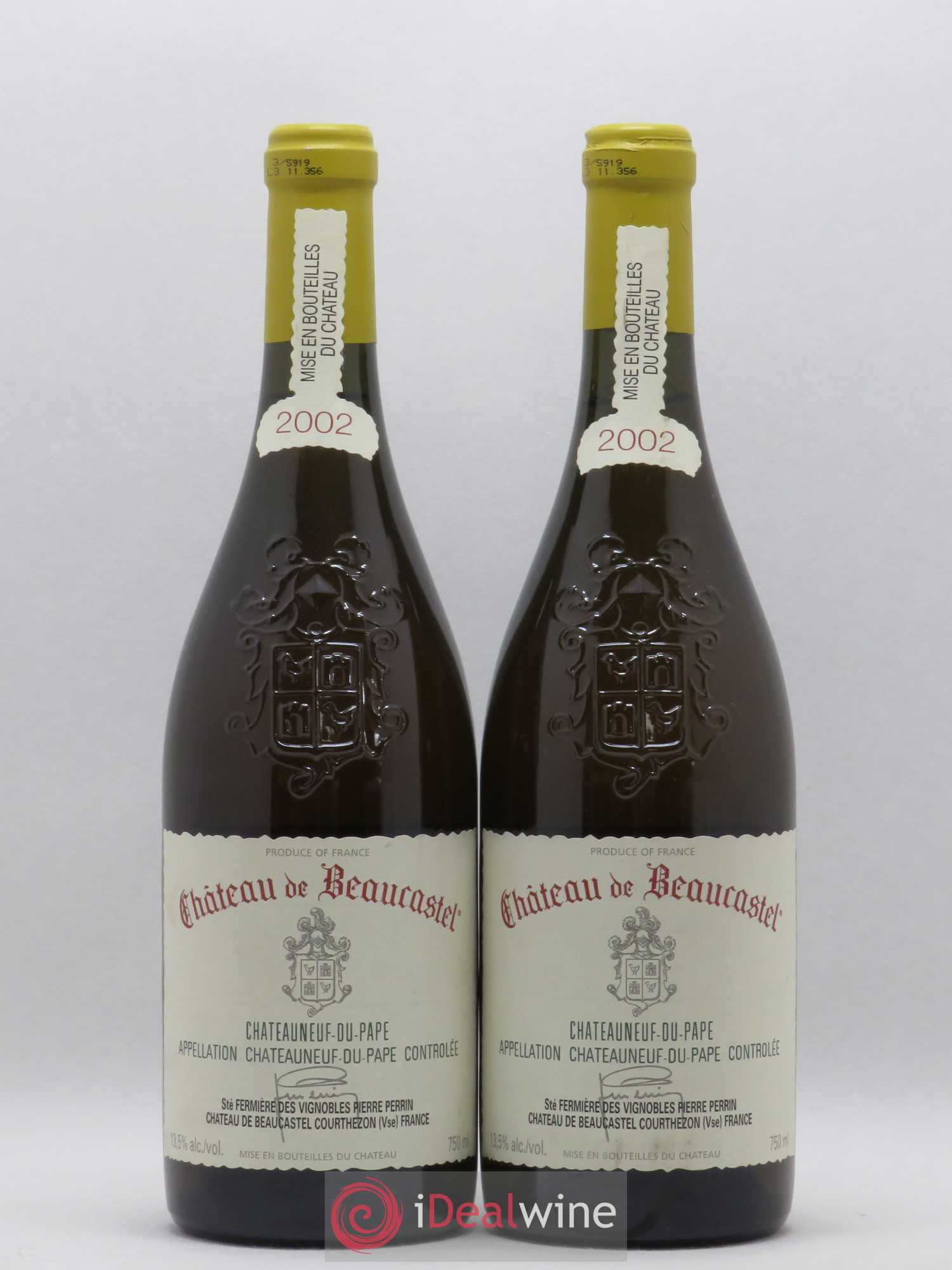 Châteauneuf-du-Pape Château de Beaucastel Famille Perrin 2002 - Posten von 2 Flaschen - 0