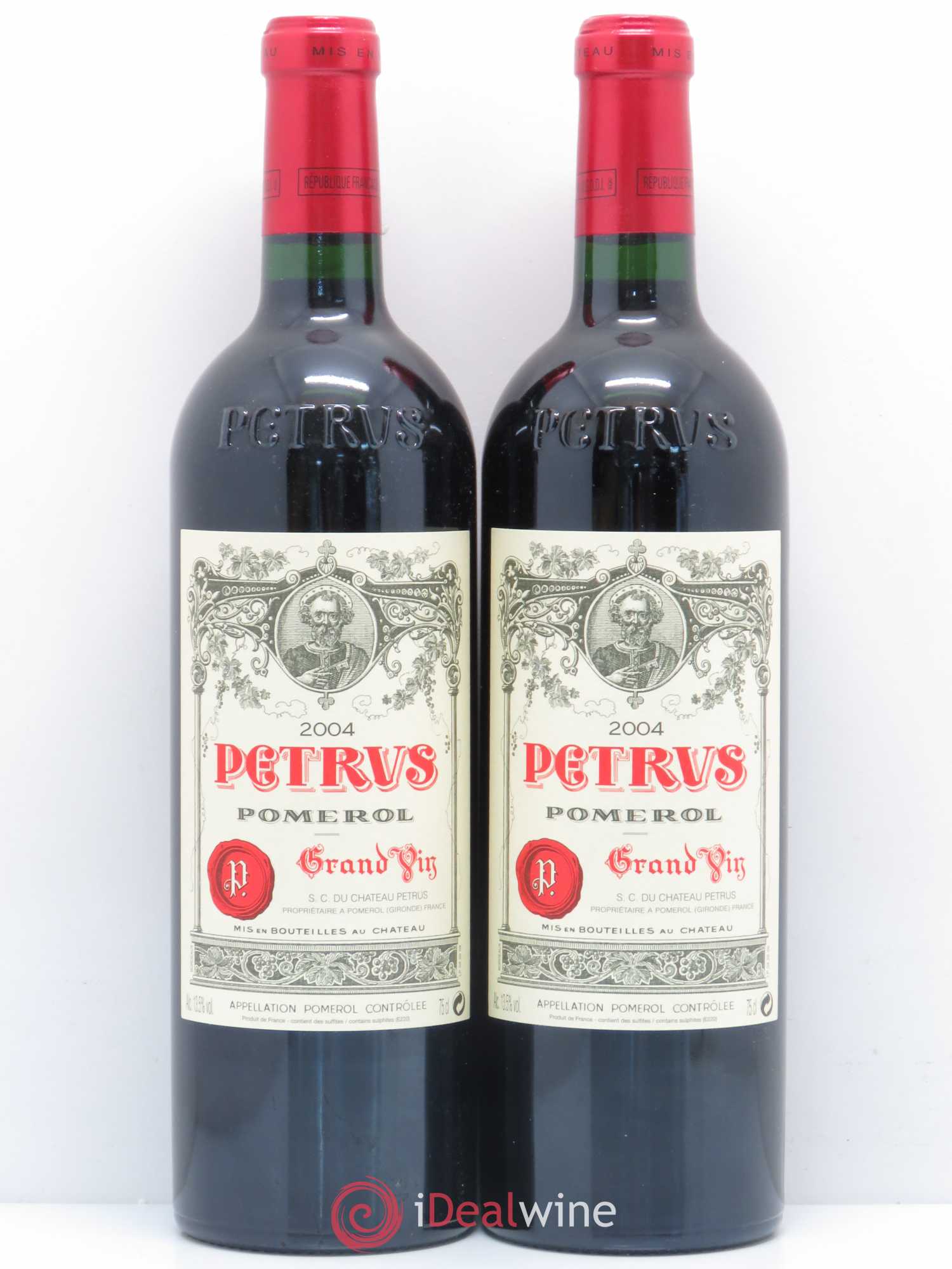 Petrus 2004 - Lot de 2 bouteilles - 0
