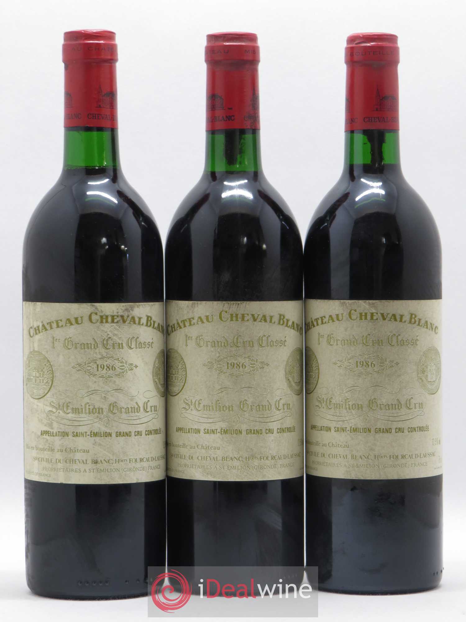 Château Cheval Blanc 1er Grand Cru Classé A 1986 - Lot de 3 bouteilles - 0