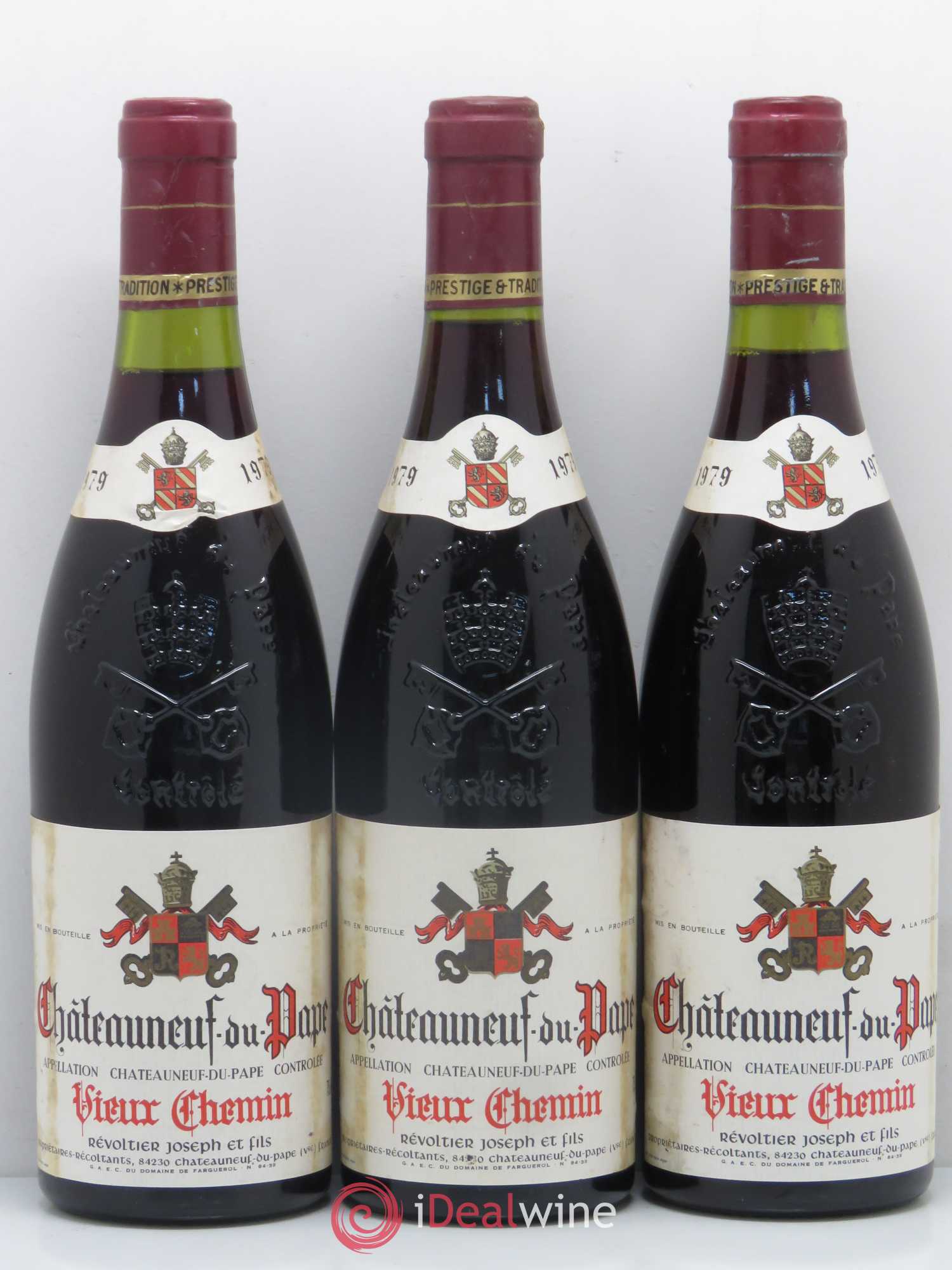 Châteauneuf-du-Pape Vieux Chemin Joseph Revoltier et Fils 1979 - Posten von 12 Flaschen - 1