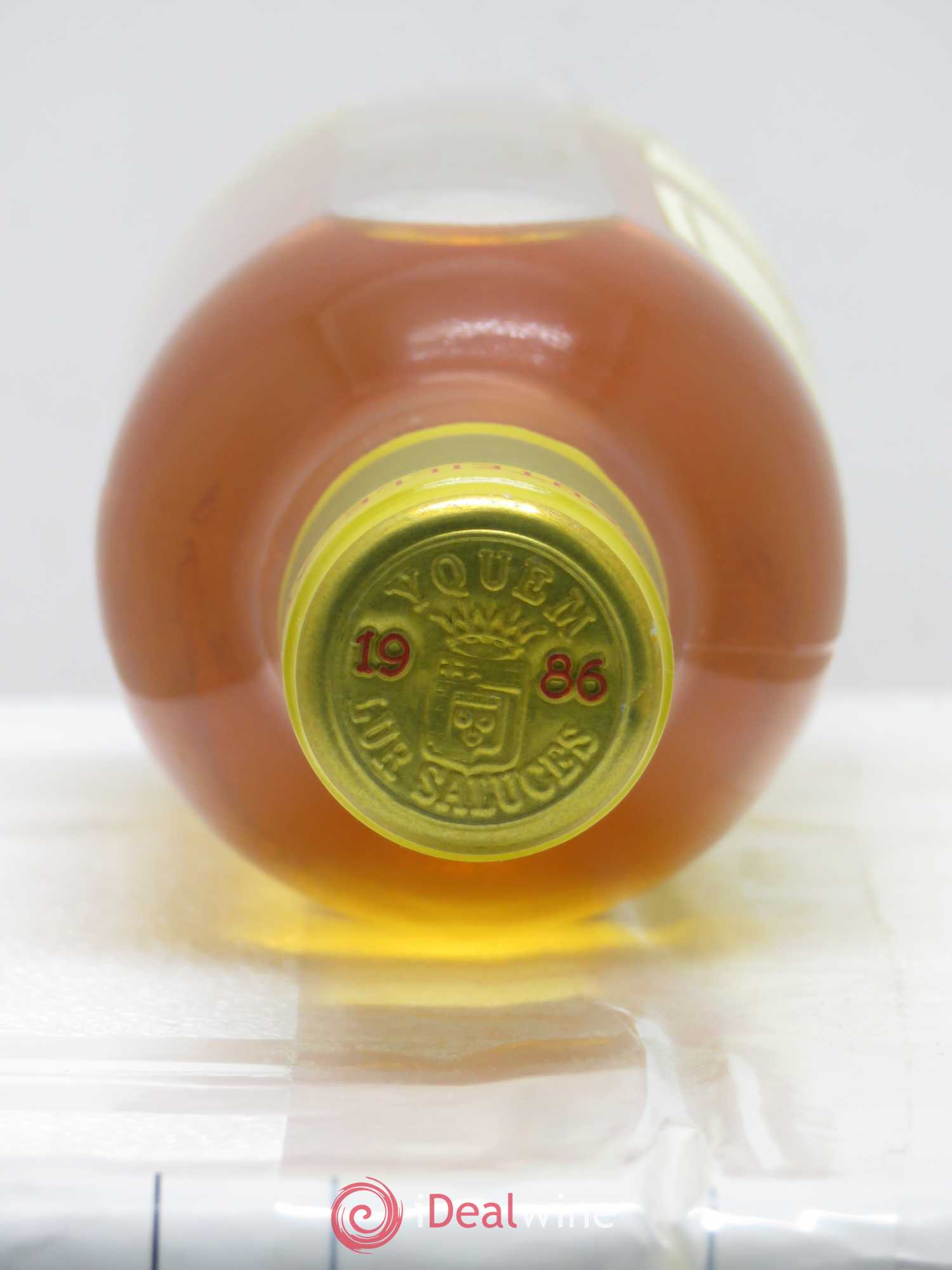 Château d' Yquem 1er Cru Classé Supérieur 1986 - Posten von 2 Demi-Flaschen - 1