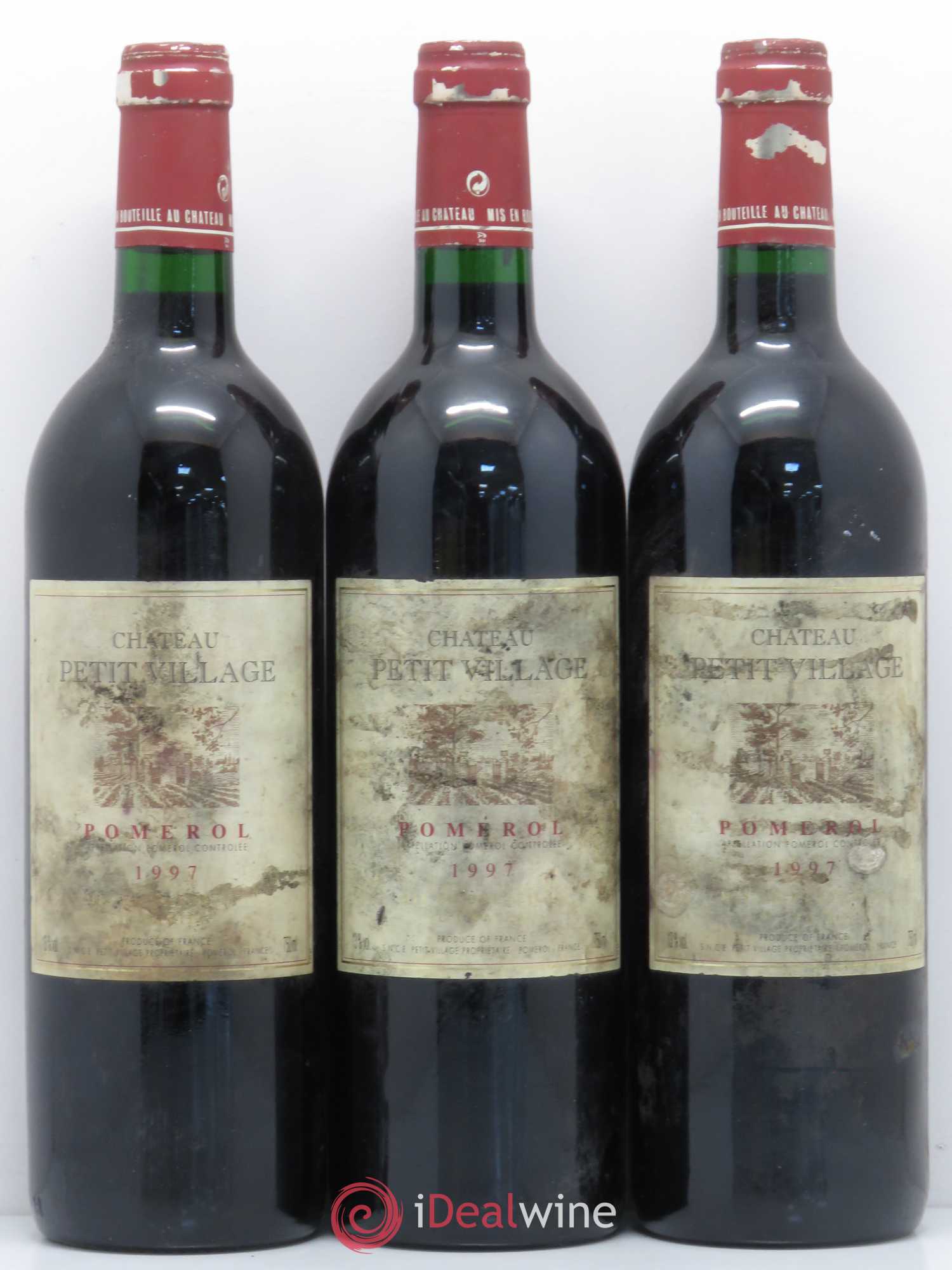 Château Petit Village 1997 - Lot de 3 bouteilles - 0