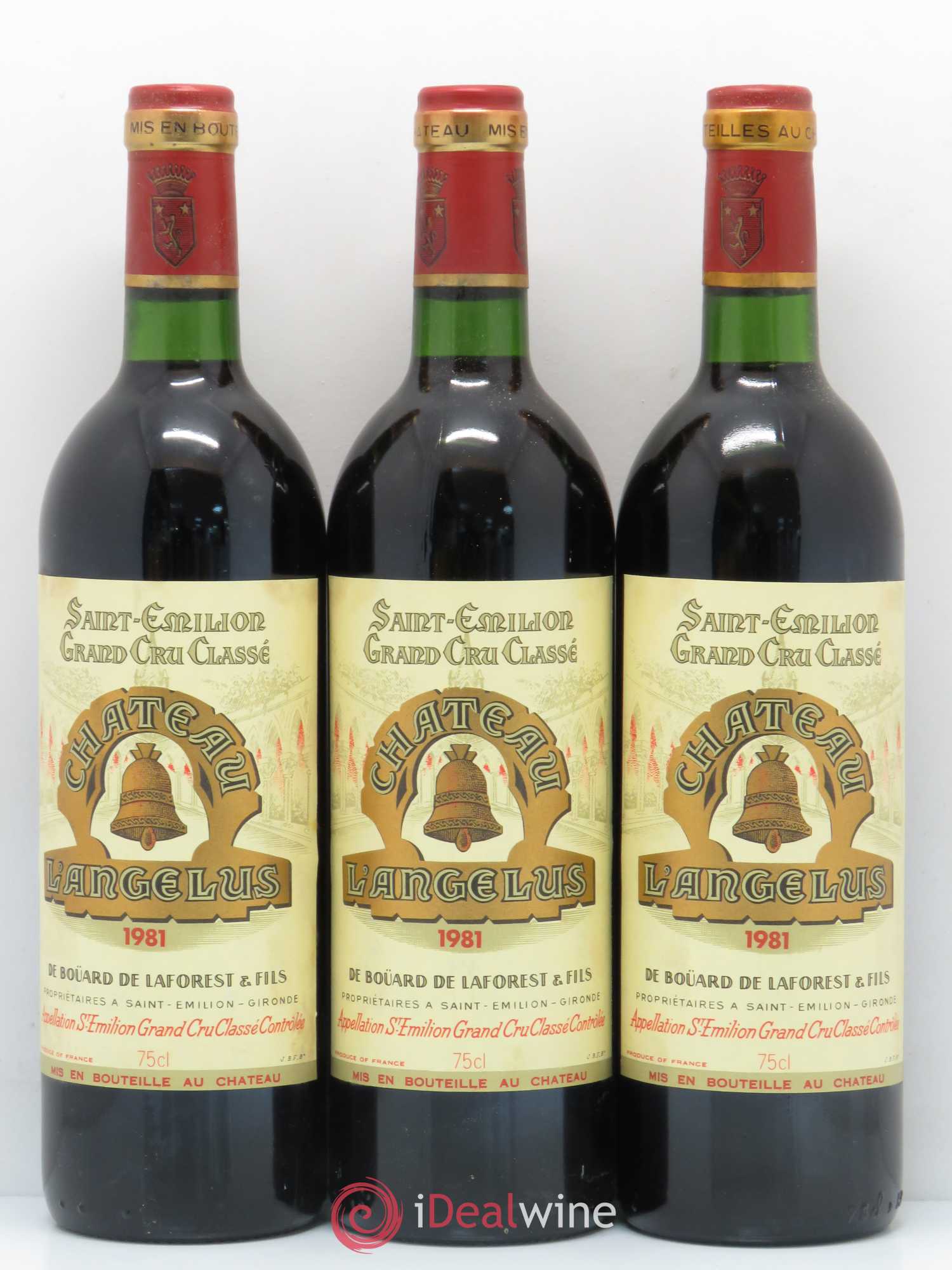 Château Angélus 1er Grand Cru Classé A 1981 - Lot de 12 bouteilles - 2