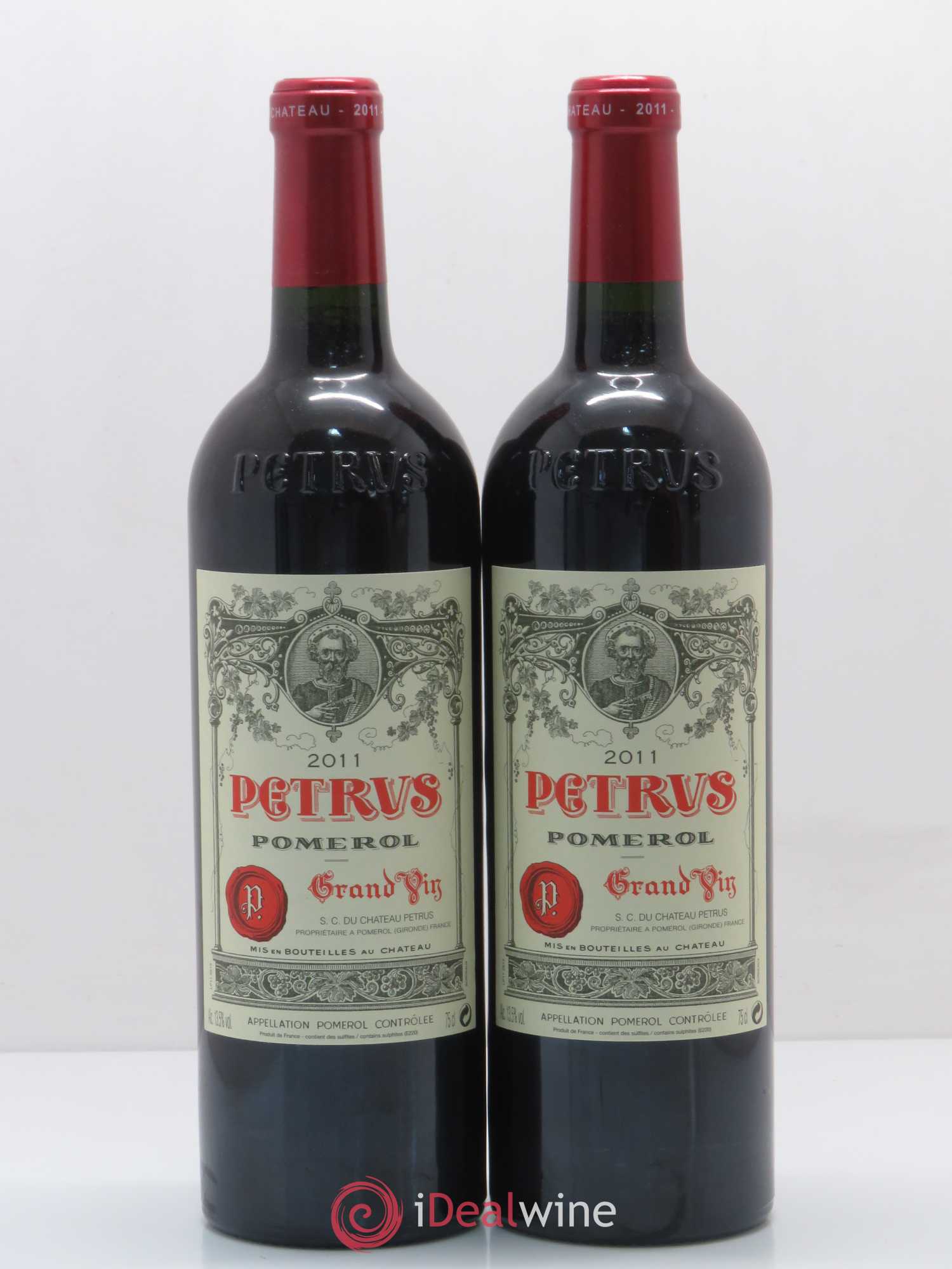 Petrus 2011 - Lot de 2 bouteilles - 0