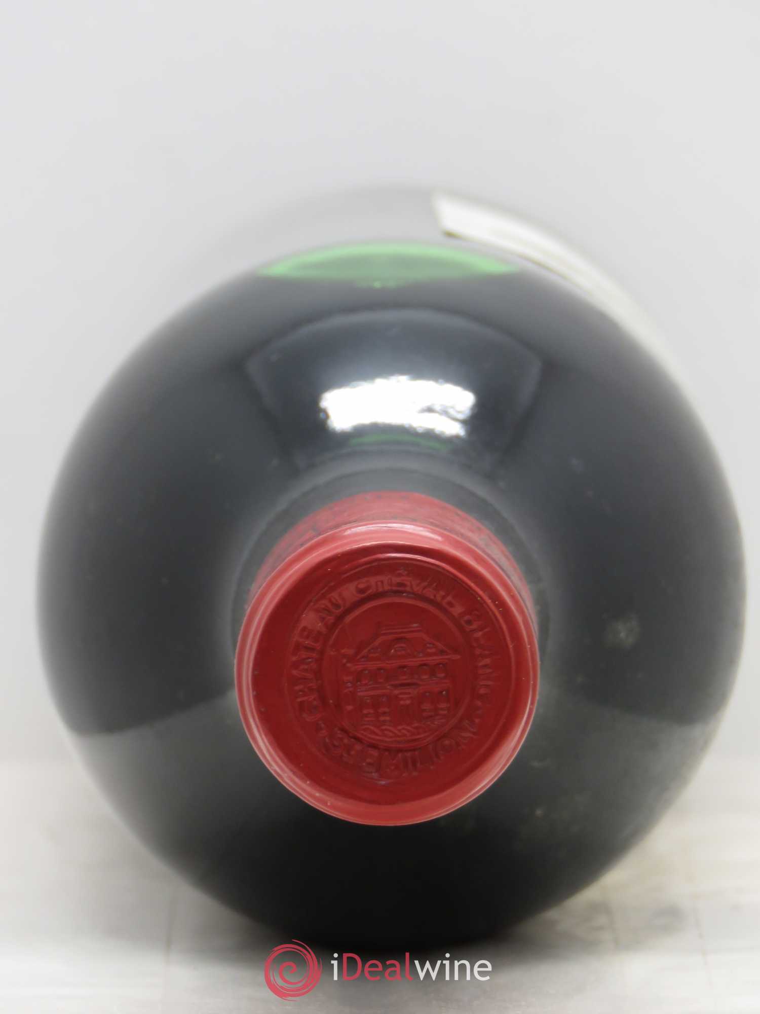 Château Cheval Blanc 1er Grand Cru Classé A 1976 - Lot de 2 bouteilles - 1