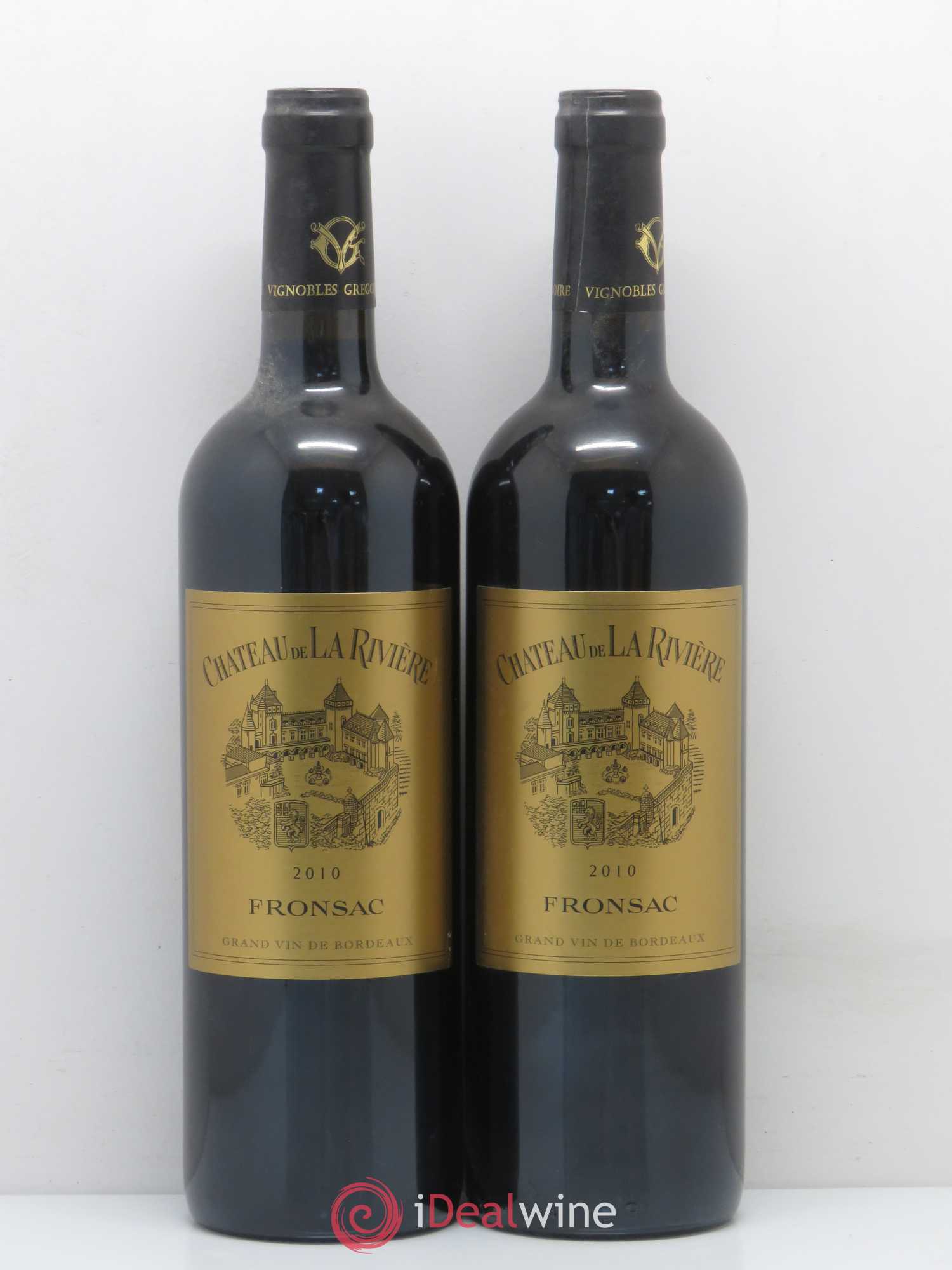 Château de La Rivière 2010 - Posten von 5 Flaschen - 2