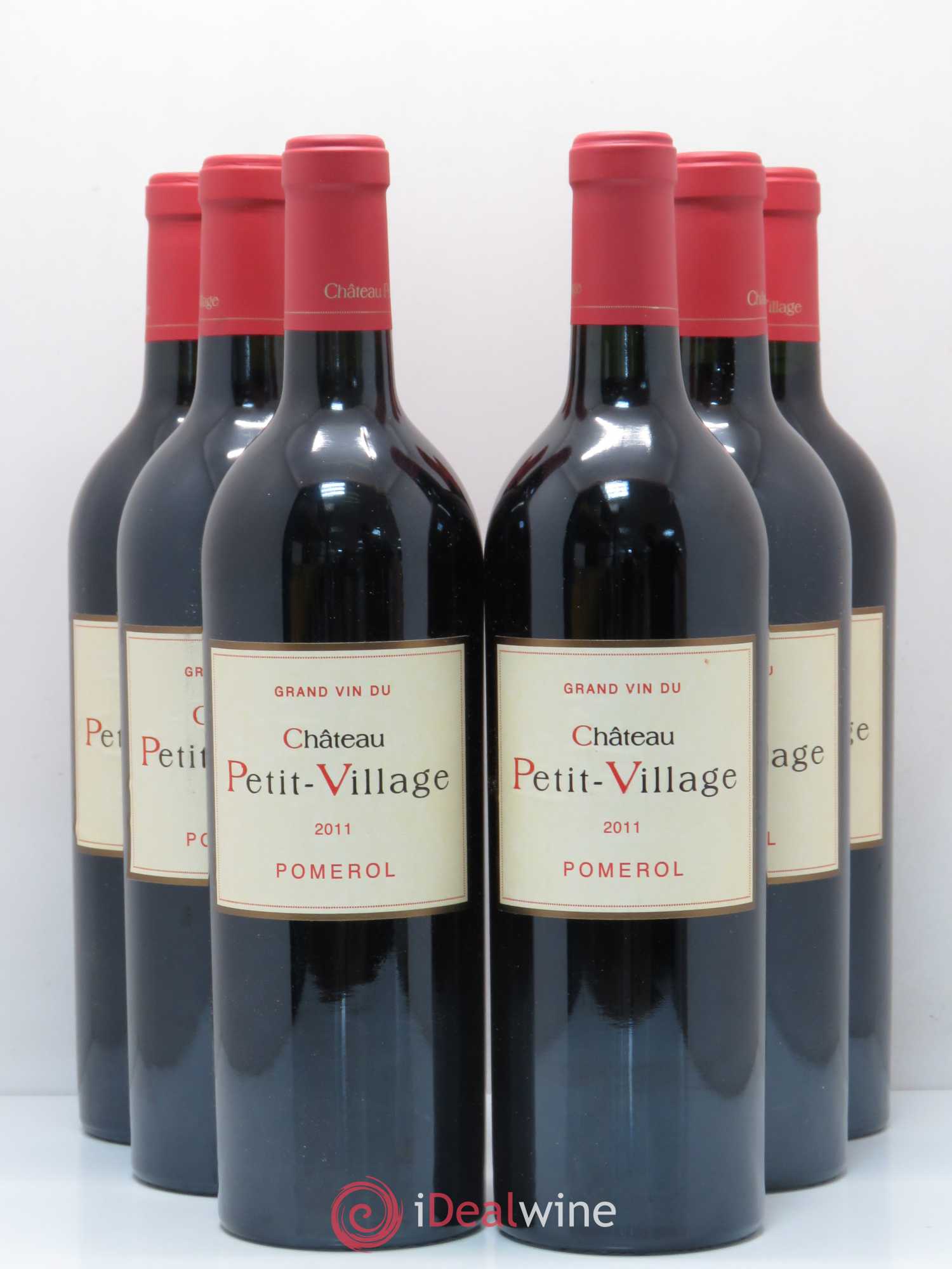 Château Petit Village 2011 - Lot de 6 bouteilles - 0