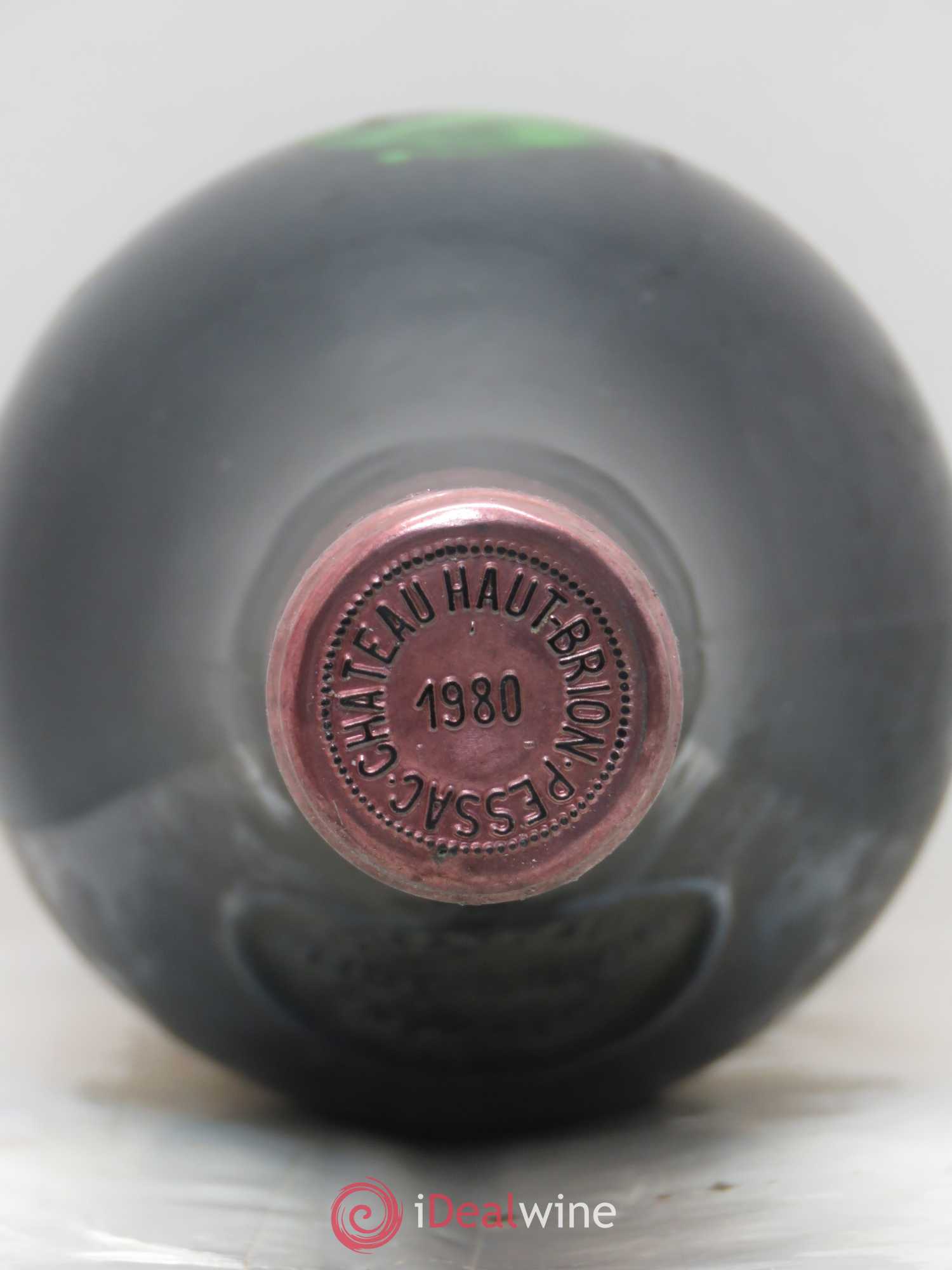 Château Haut Brion 1er Grand Cru Classé 1980 - Lotto di 2 bottiglie - 1