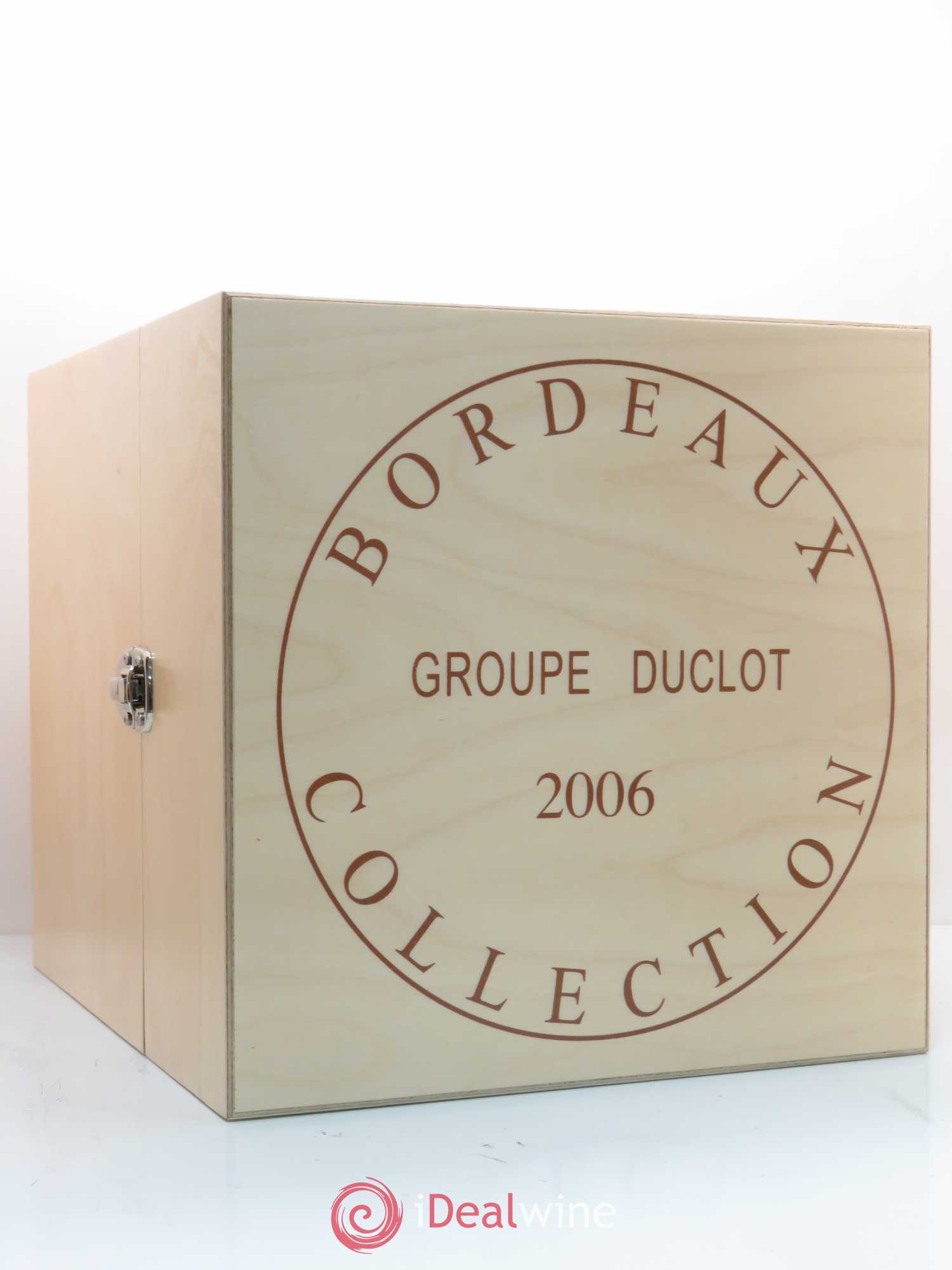 Caisse Collection Duclot (Cheval Blanc - Yquem - Haut Brion - La Mission Haut-Brion - Lafite Rothschild - Latour - Margaux - Mouton Rothschild - Petrus) 2006 - Posten von 9 Flaschen - 1
