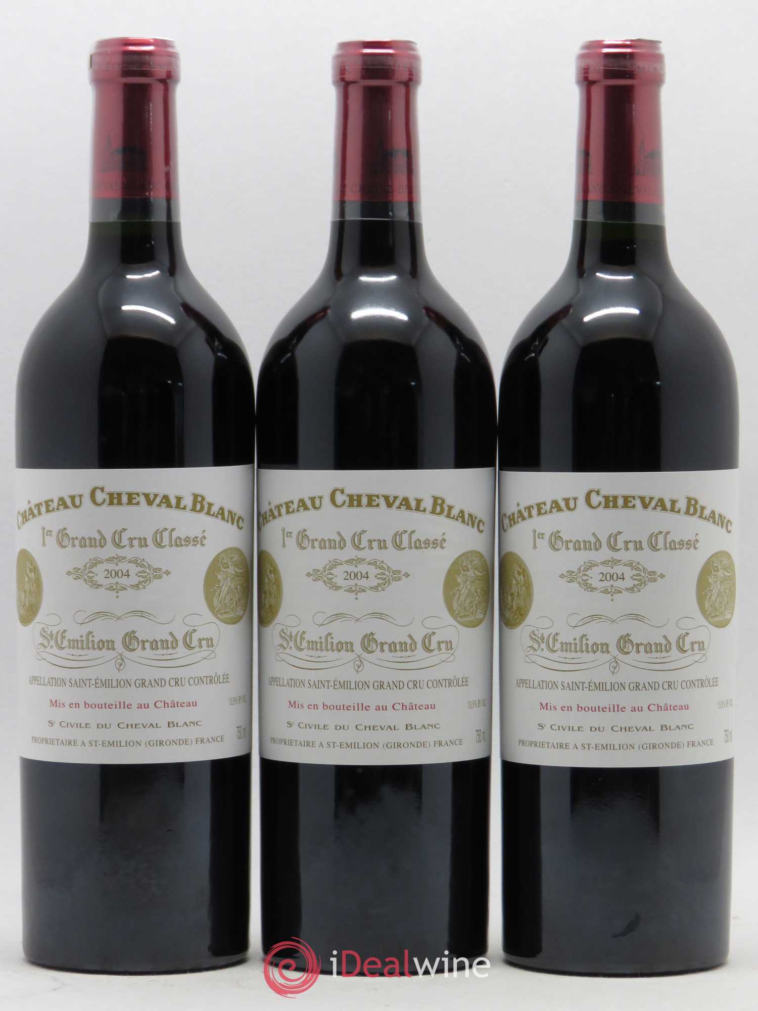 Château Cheval Blanc 1er Grand Cru Classé A 2004 - Lot de 3 bouteilles - 0