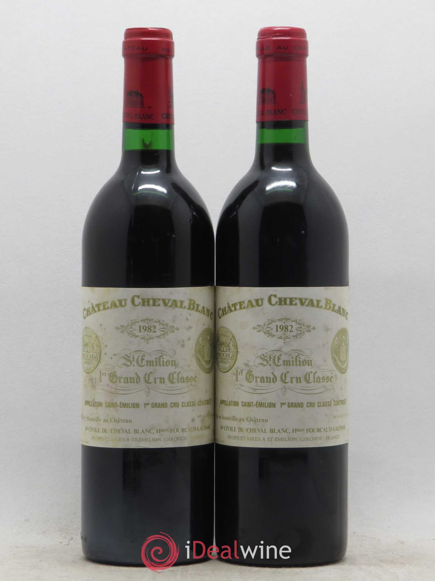 Château Cheval Blanc 1er Grand Cru Classé A 1982 - Lot de 2 bouteilles - 0
