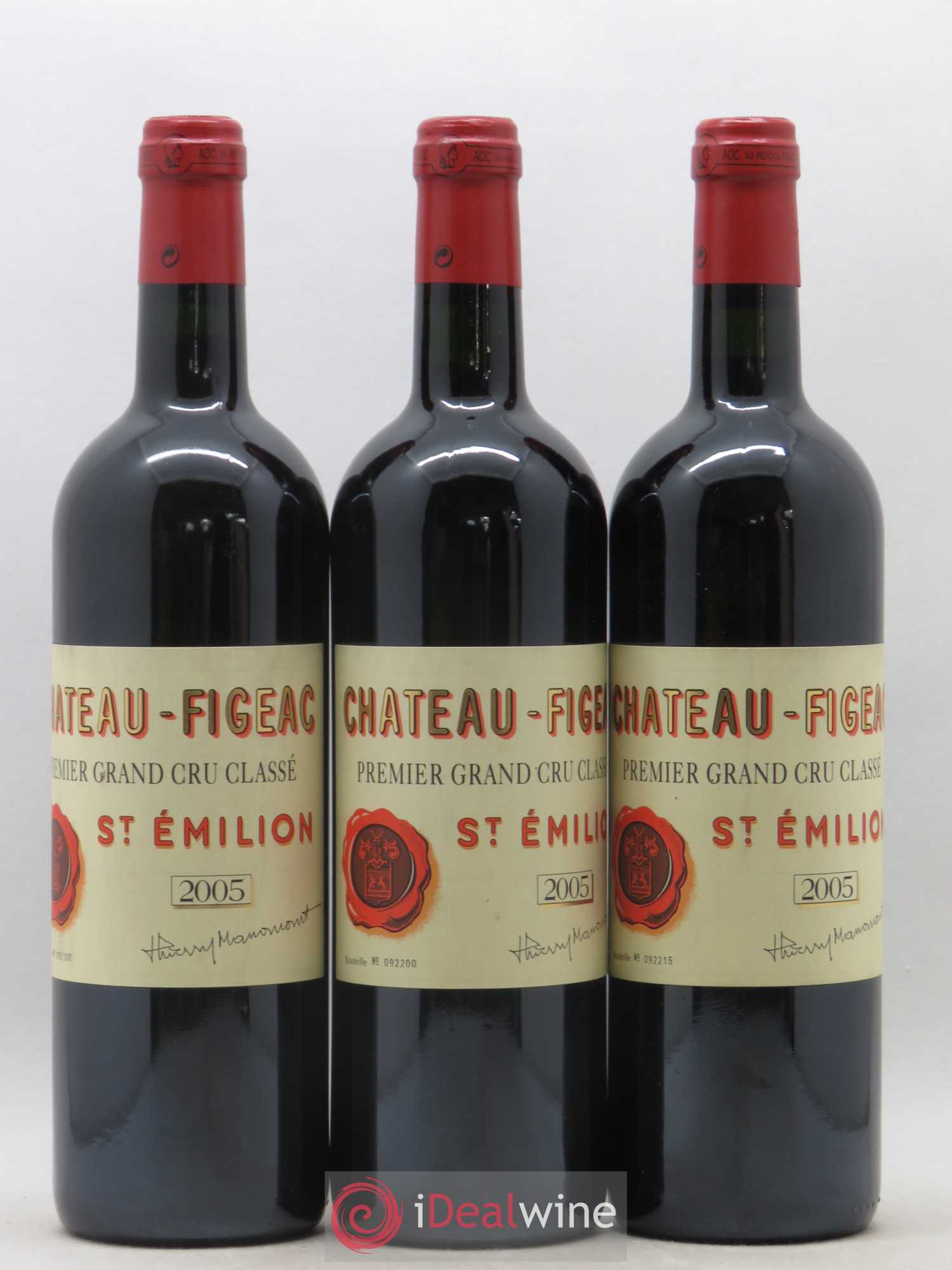 Château Figeac 1er Grand Cru Classé A 2005 - Lot de 3 bouteilles - 0