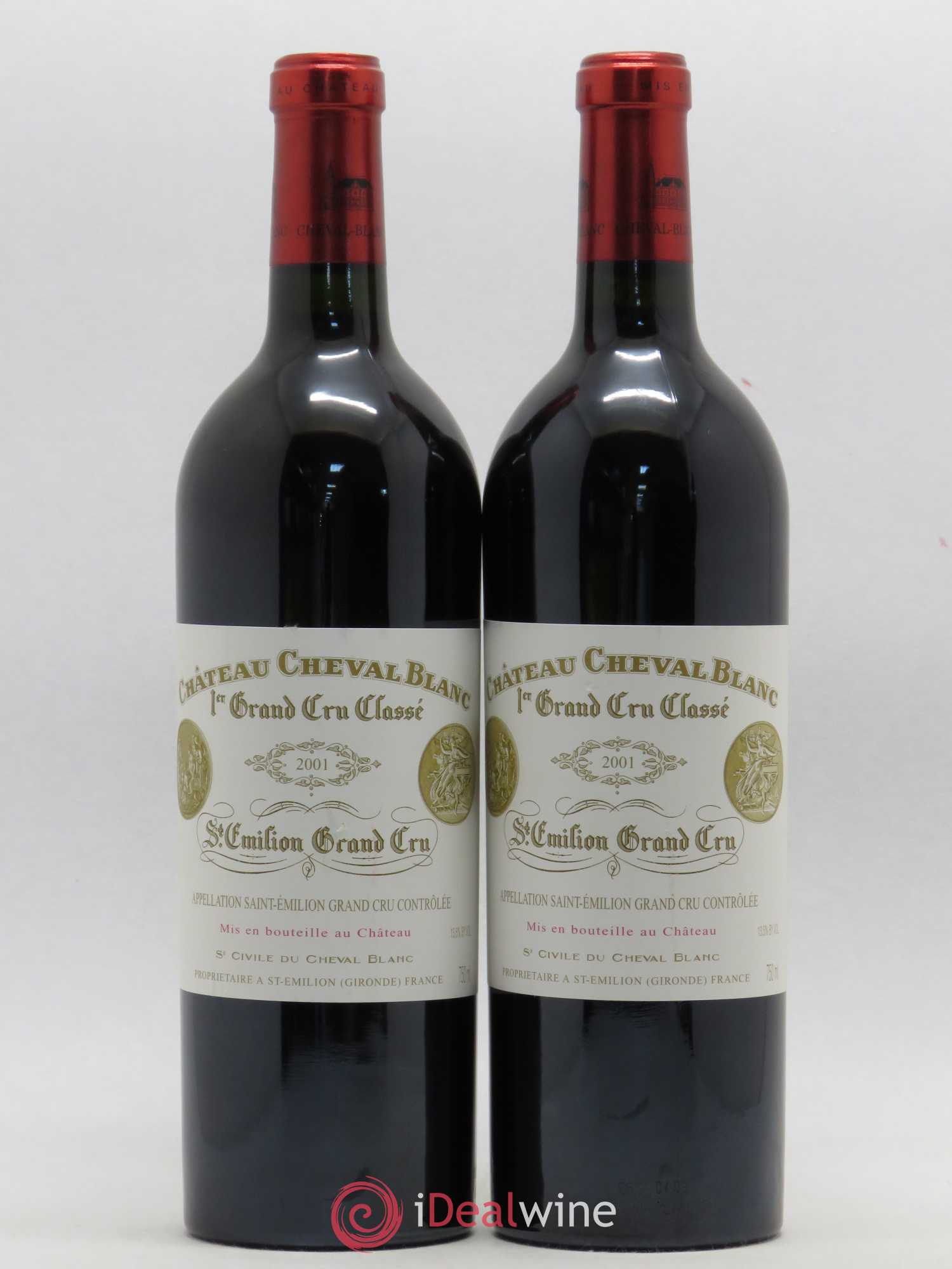 Château Cheval Blanc 1er Grand Cru Classé A 2001 - Lot de 2 bouteilles - 0