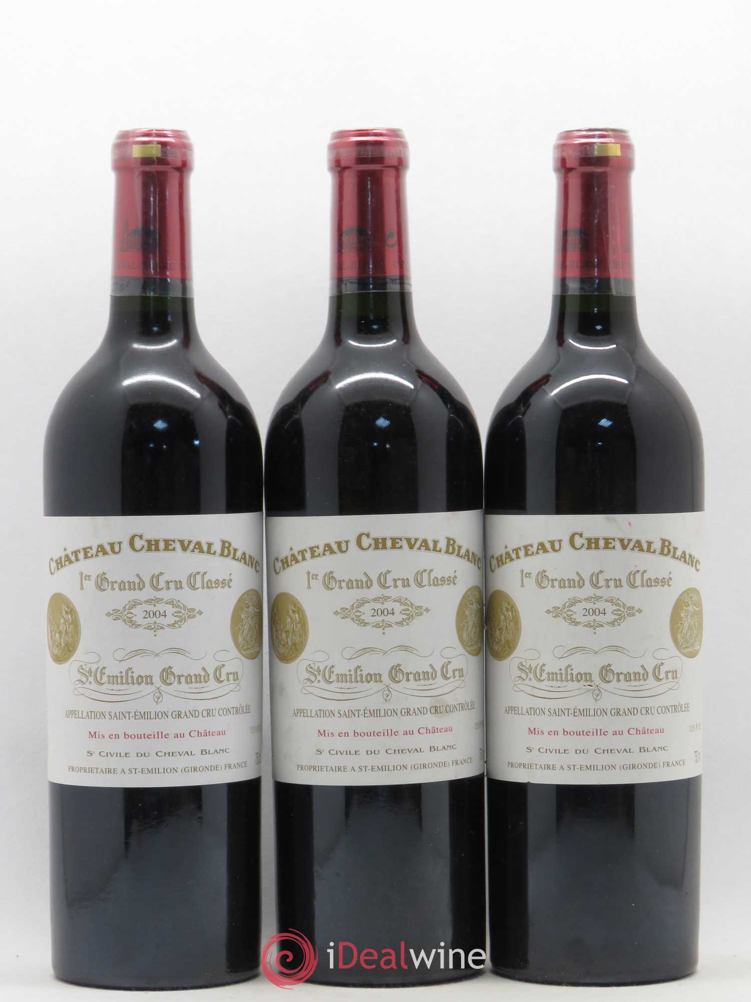 Château Cheval Blanc 1er Grand Cru Classé A 2004 - Lot de 3 bouteilles - 0