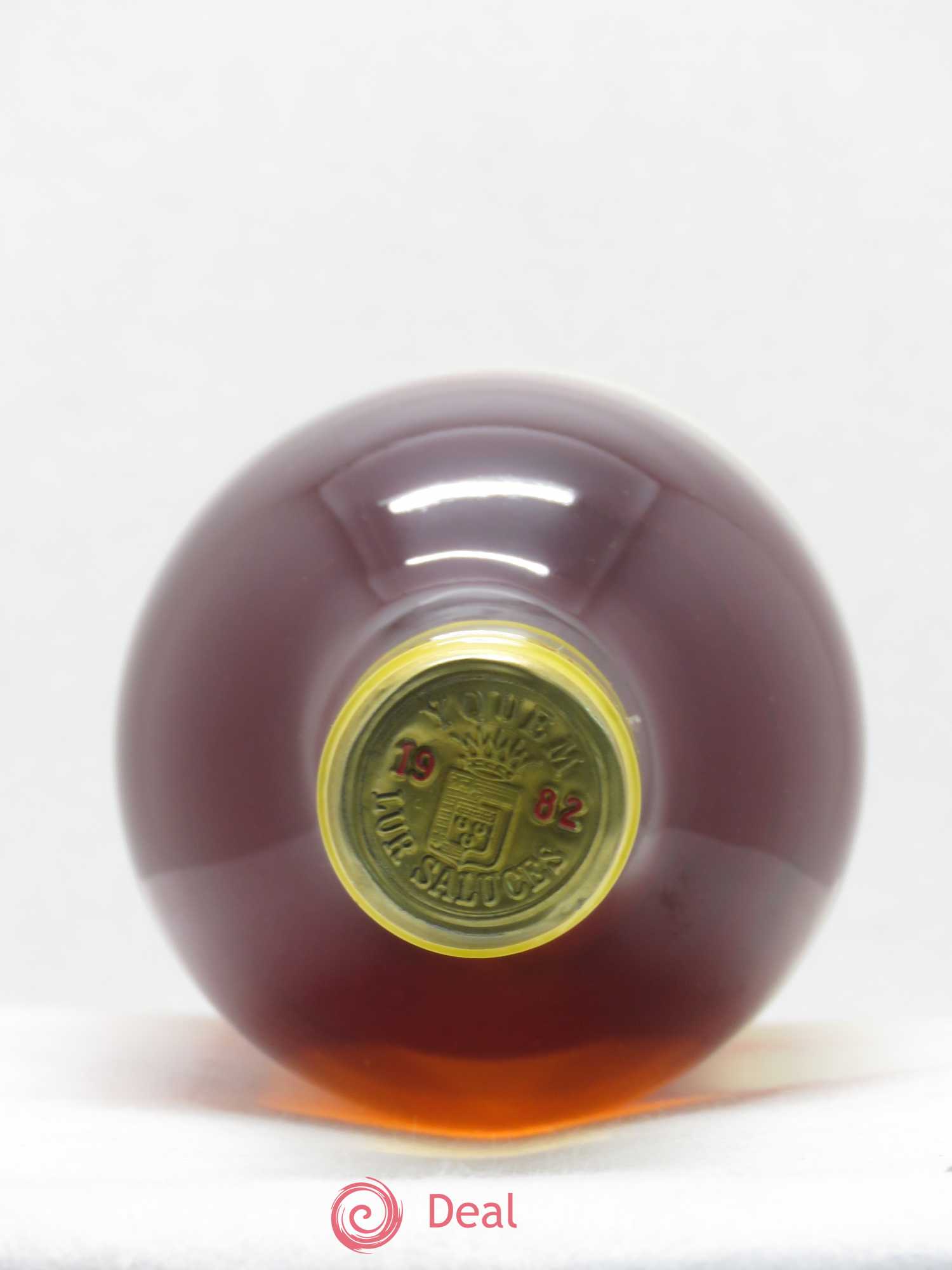 Château d' Yquem 1er Cru Classé Supérieur 1982 - Lotto di 2 bottiglie - 1