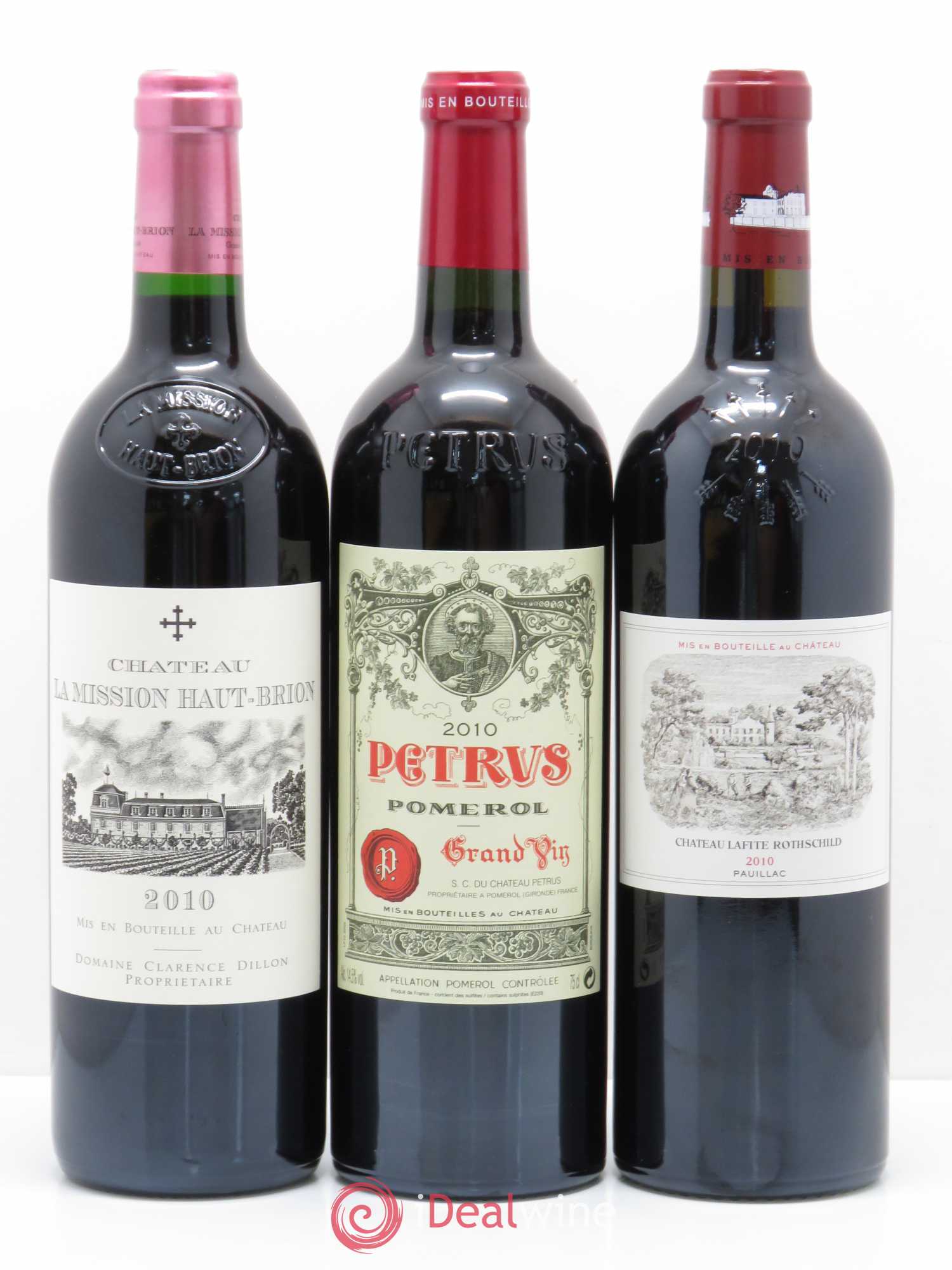 Caisse Collection Duclot 1 Petrus - 1 Cheval Blanc - 1 La Mission Haut Brion - 1 Haut Brion - 1 Margaux - 1 Lafite Rothschild - 1 Latour - 1 Yquem - 1 Mouton Rothschild 2010 - Posten von 9 Flaschen - 6