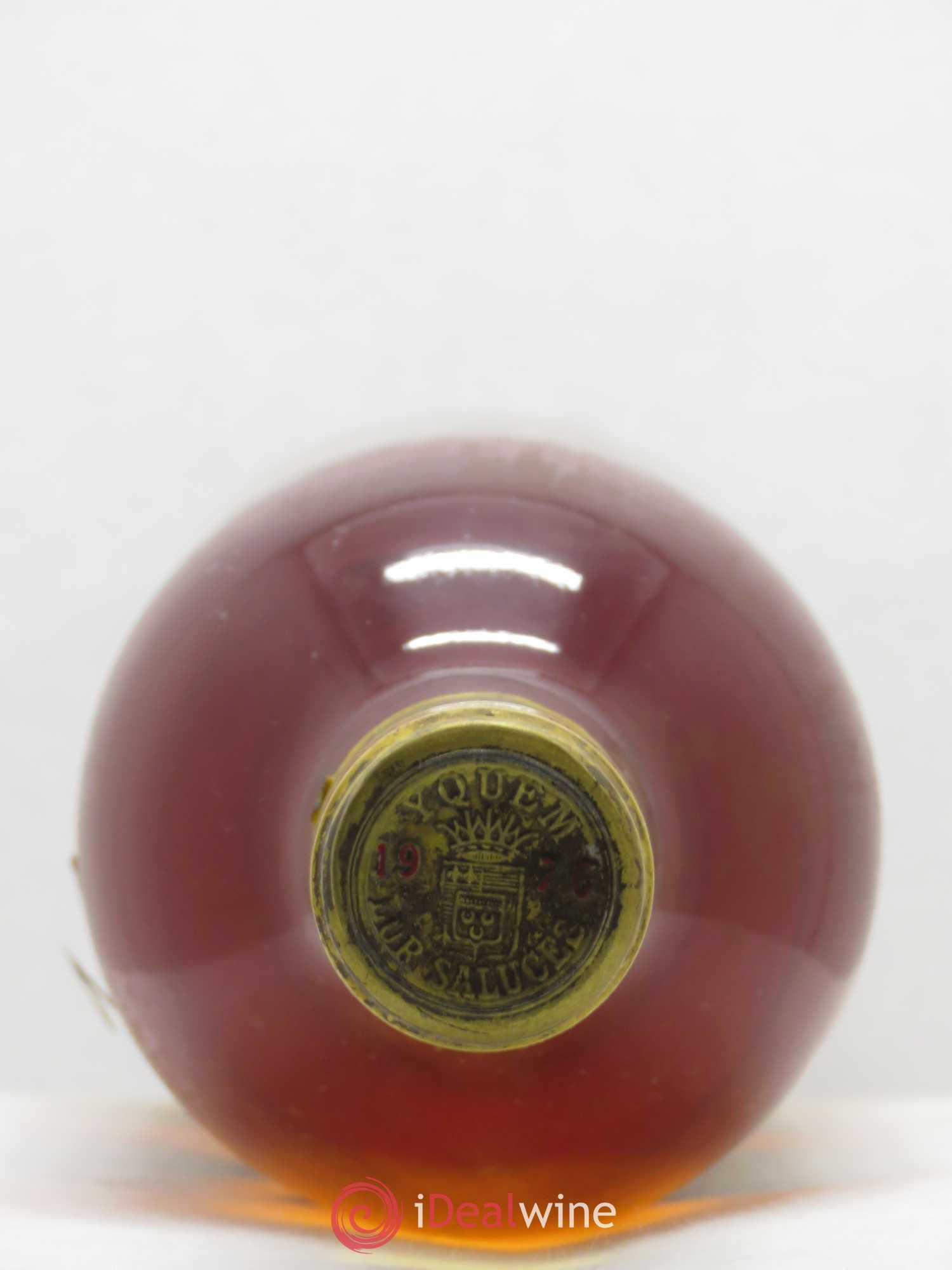 Château d' Yquem 1er Cru Classé Supérieur 1976 - Lotto di 2 bottiglie - 1