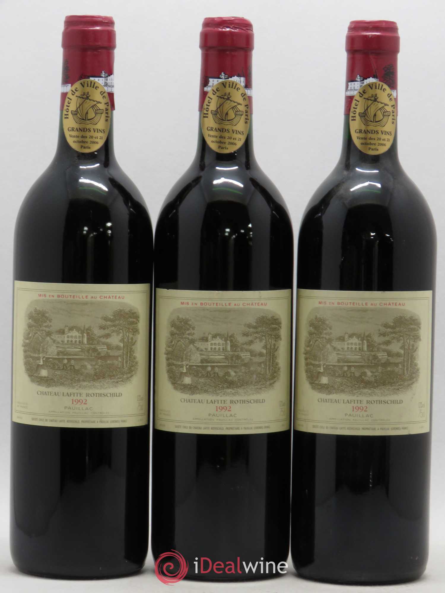 Château Lafite Rothschild 1er Grand Cru Classé 1992 - Lot de 3 bouteilles - 0