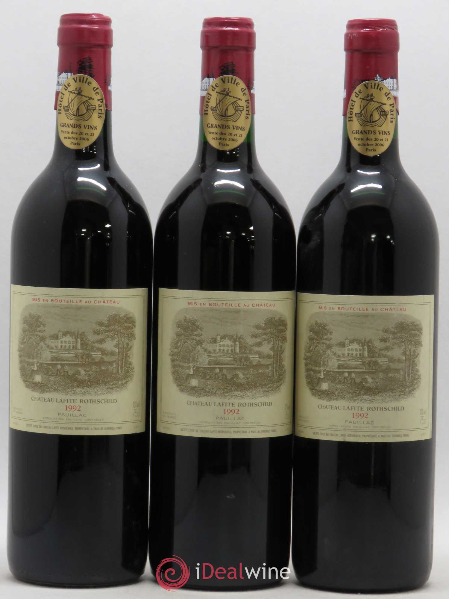 Château Lafite Rothschild 1er Grand Cru Classé 1992 - Lot de 3 bouteilles - 0