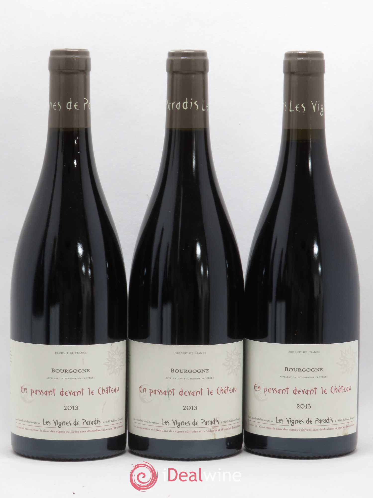 Bourgogne En passant devant le Château Les Vignes du Paradis (sans prix de réserve) 2013 - Posten von 3 Flaschen - 0