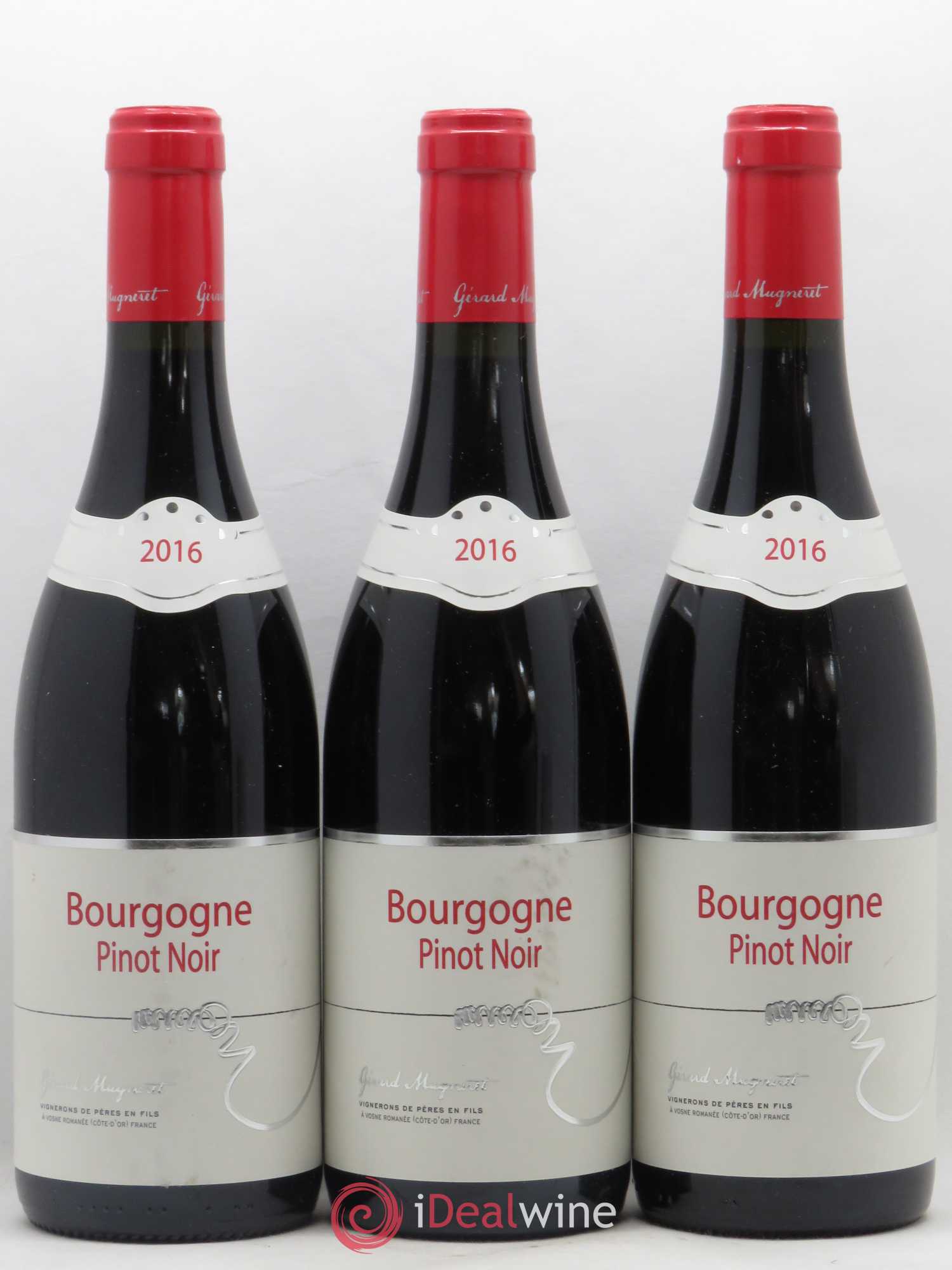 Bourgogne Pinot Noir Gérard Mugneret 2016 - Posten von 3 Flaschen - 0