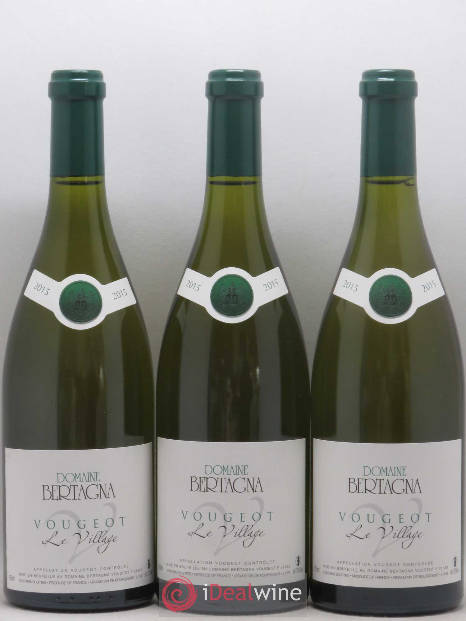 Vougeot Le Village Bertagna (sans prix de réserve) 2015 - Lot de 3 bouteilles - 0