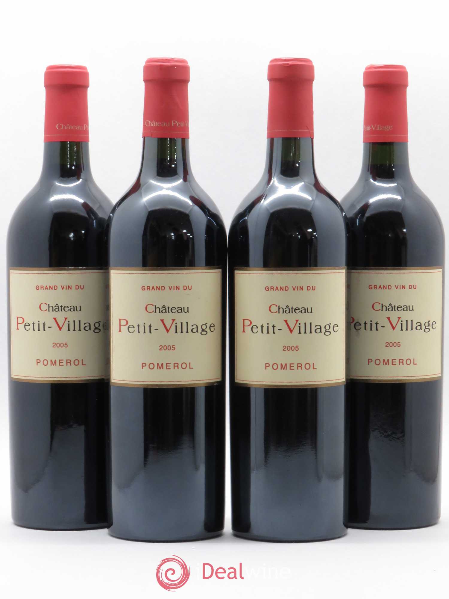 Château Petit Village 2005 - Lot de 4 bouteilles - 0