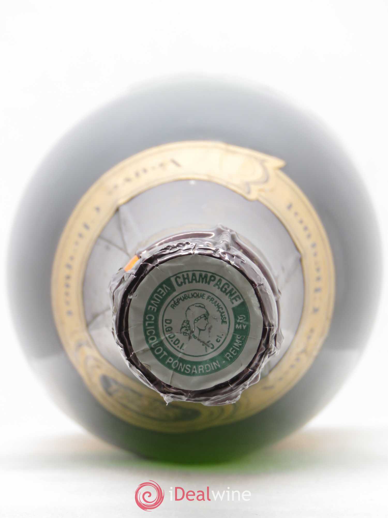 Vintage Veuve Clicquot  (sans prix de réserve) 1988 - Lot de 2 bouteilles - 2