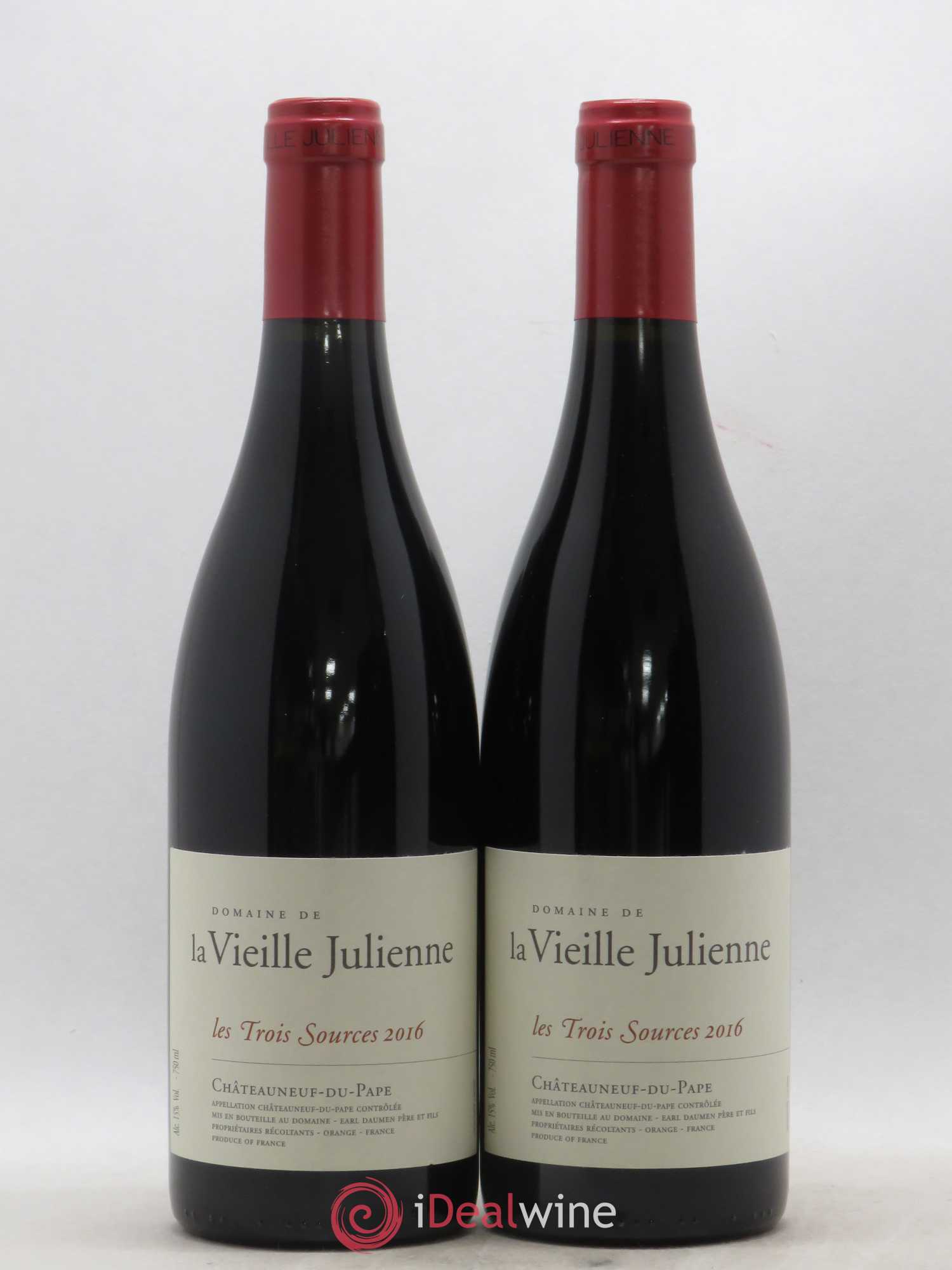 Châteauneuf-du-Pape Vieille Julienne (Domaine de la) Les Trois Sources Jean-Paul Daumen 2016 - Lot de 2 bouteilles - 0