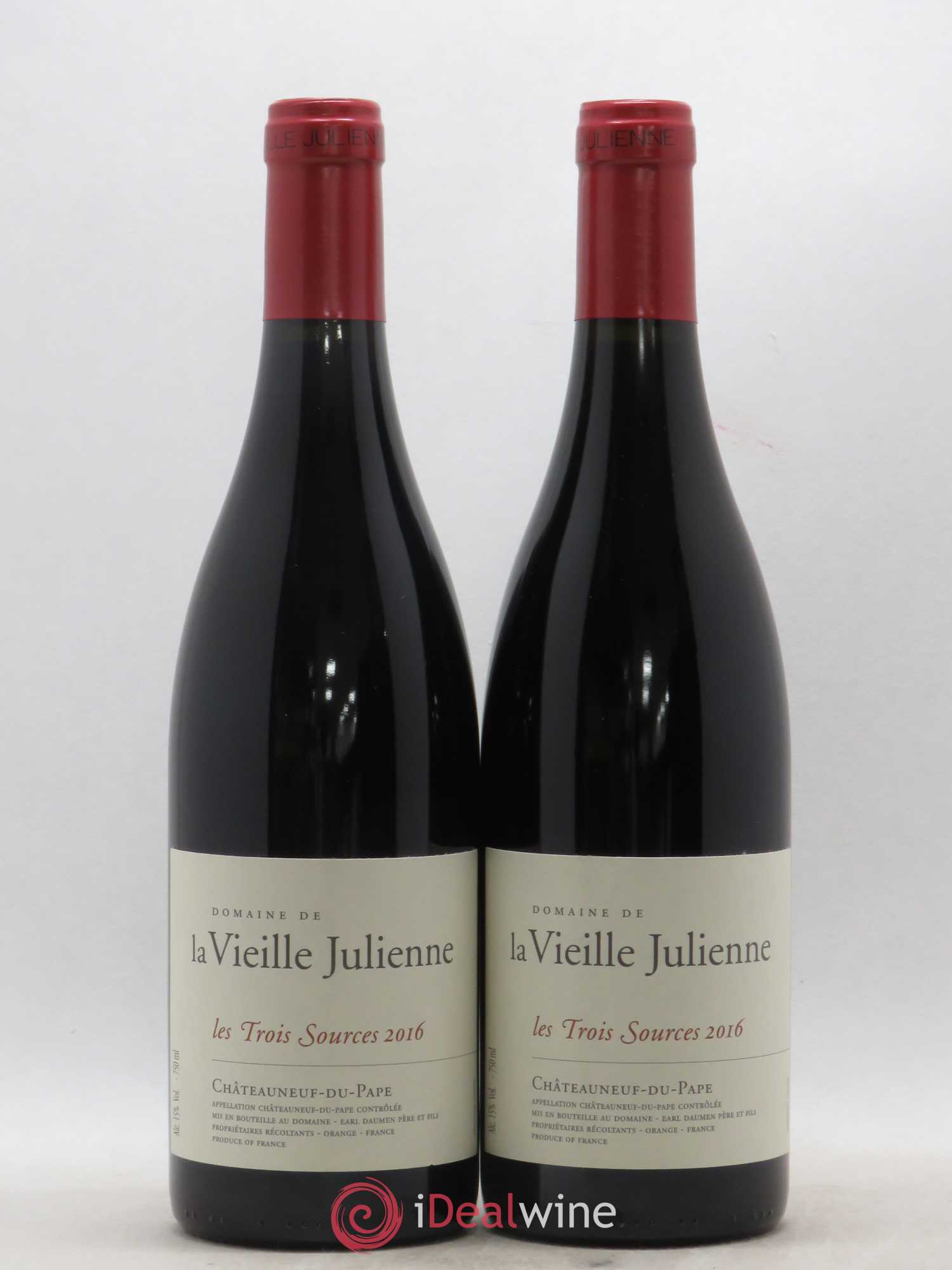 Châteauneuf-du-Pape Vieille Julienne (Domaine de la) Les Trois Sources Jean-Paul Daumen 2016 - Lot de 2 bouteilles - 0
