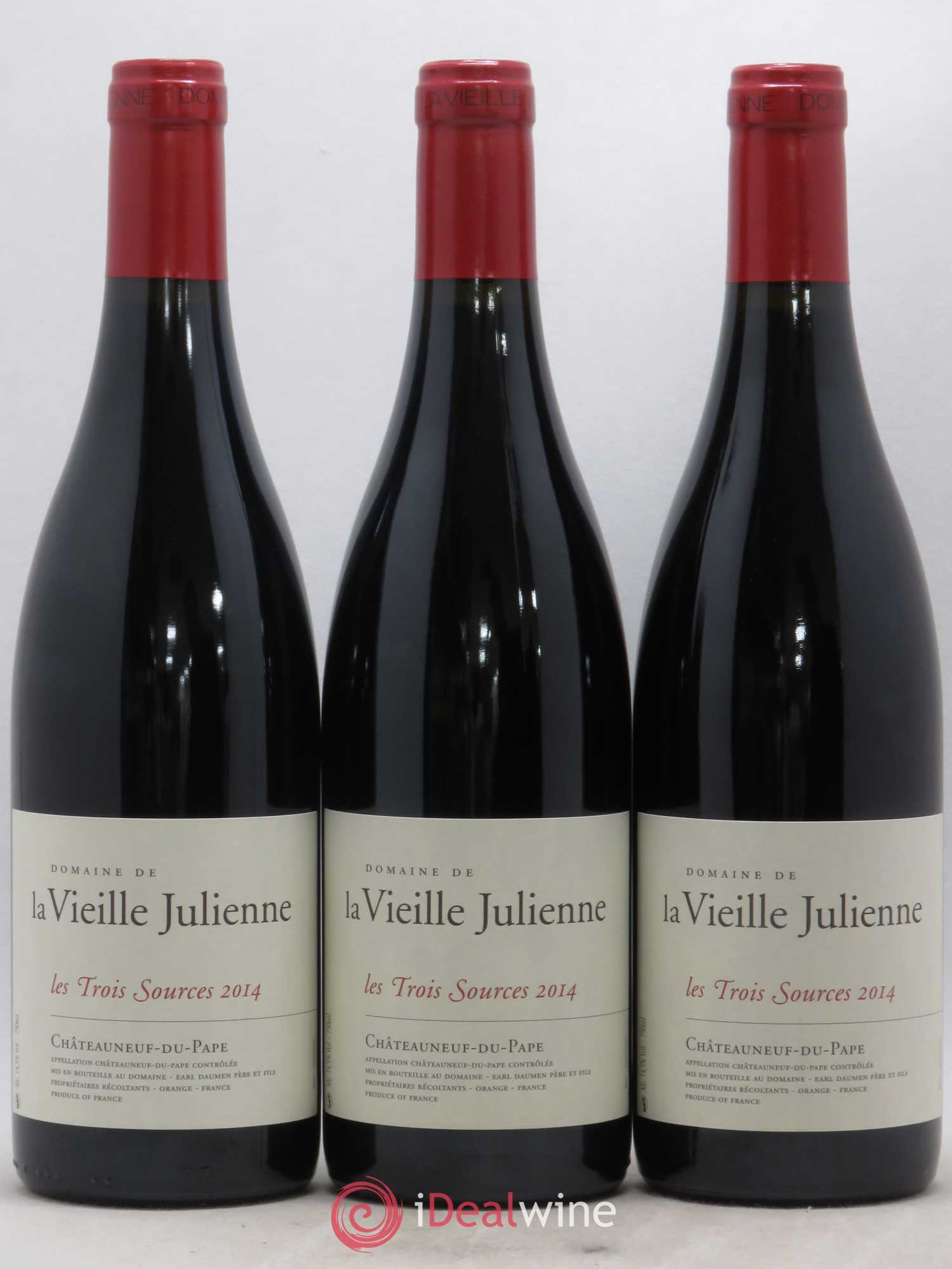 Châteauneuf-du-Pape Vieille Julienne (Domaine de la) Les Trois Sources Jean-Paul Daumen 2014 - Lot de 3 bouteilles - 0