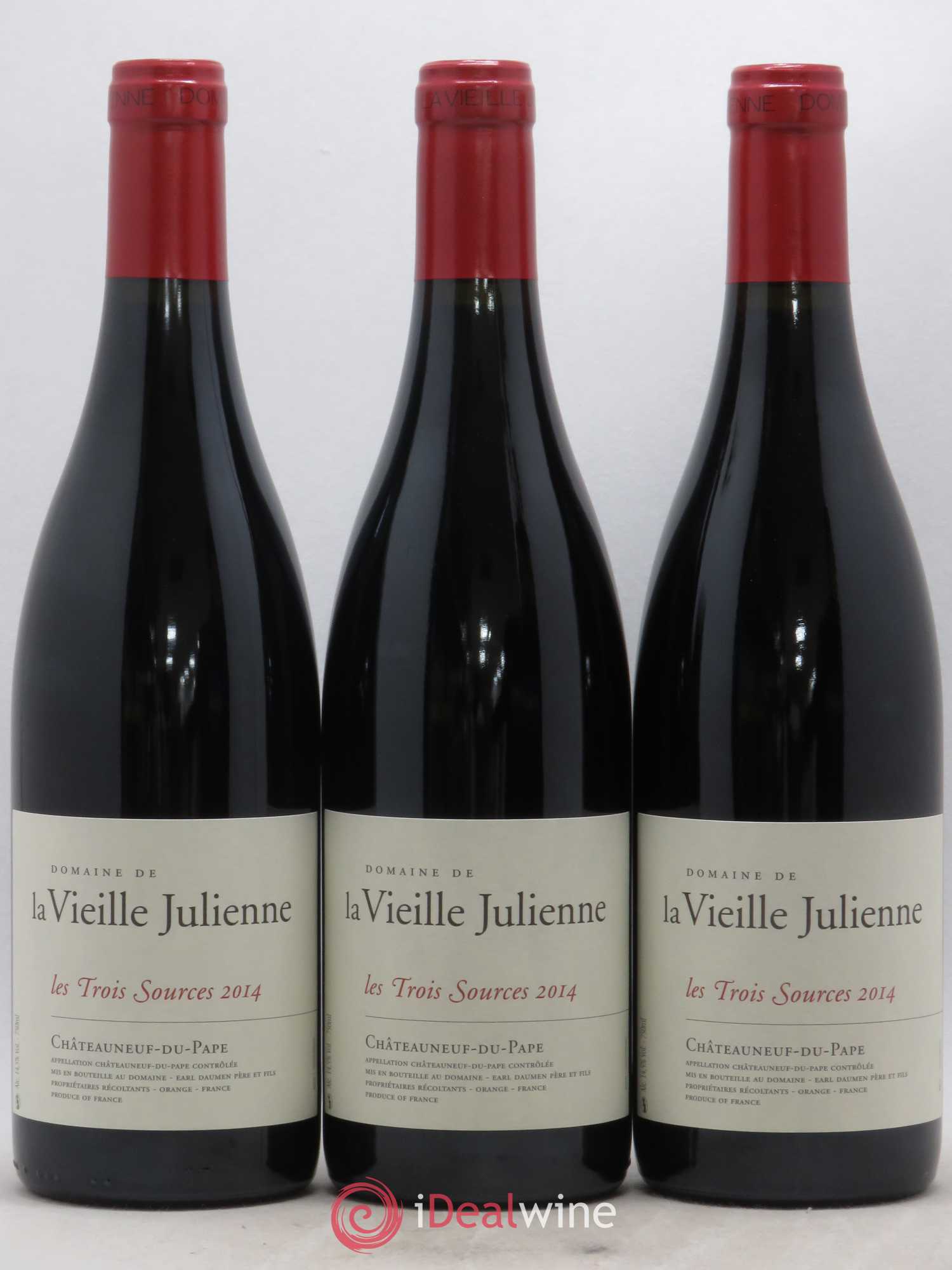 Châteauneuf-du-Pape Vieille Julienne (Domaine de la) Les Trois Sources Jean-Paul Daumen 2014 - Lot de 3 bouteilles - 0