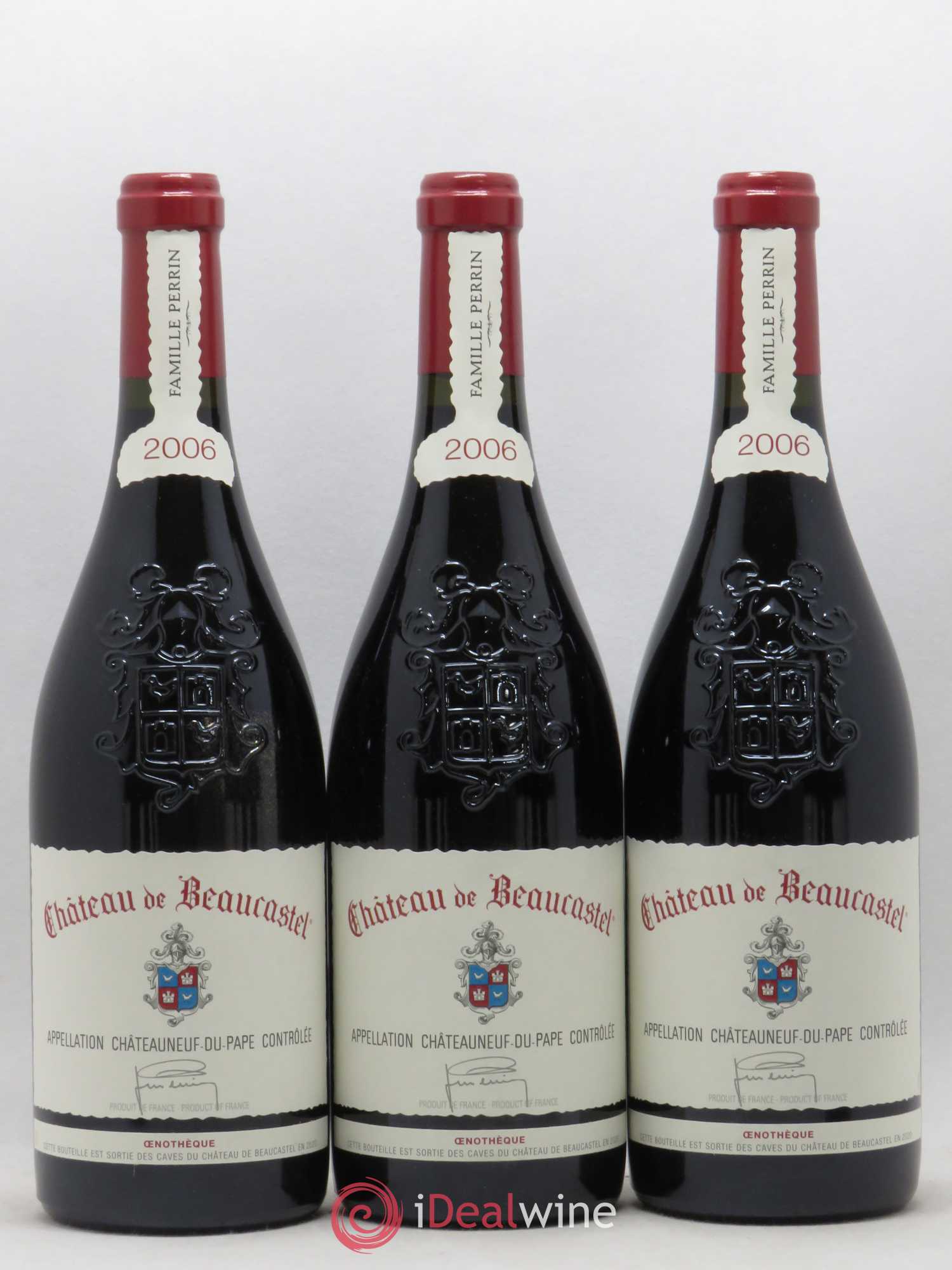 Châteauneuf-du-Pape Château de Beaucastel Verticale Oénotheque Jean-Pierre & François Perrin 3 de 2003 - 3 de 2006 - 3 de 2009 - 3 de 2012 (sans prix de réserve) - Lotto di 12 bottiglie - 2