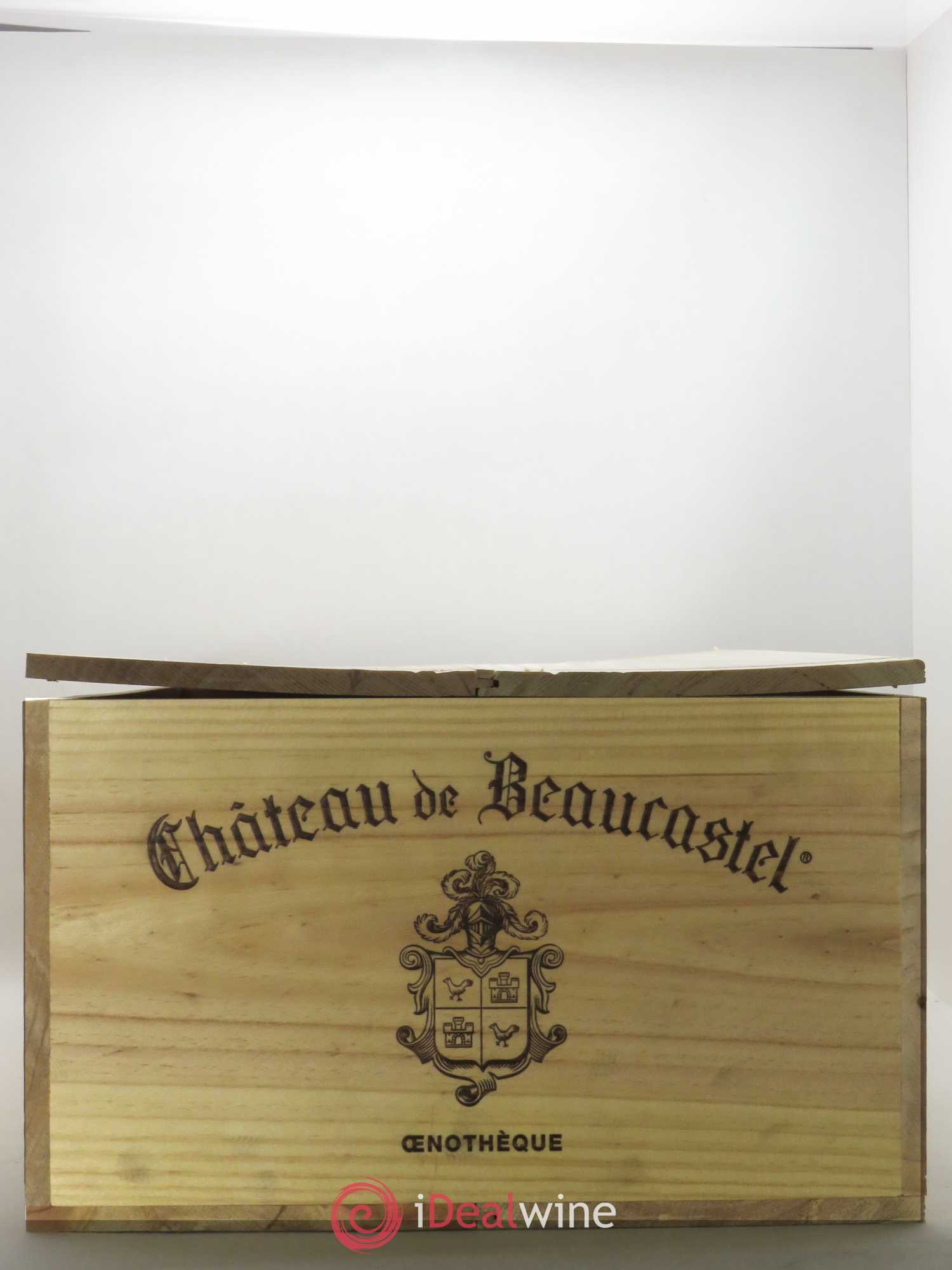 Châteauneuf-du-Pape Château de Beaucastel Verticale Oénotheque Jean-Pierre & François Perrin 3 de 2003 - 3 de 2006 - 3 de 2009 - 3 de 2012 (sans prix de réserve) - Lotto di 12 bottiglie - 5