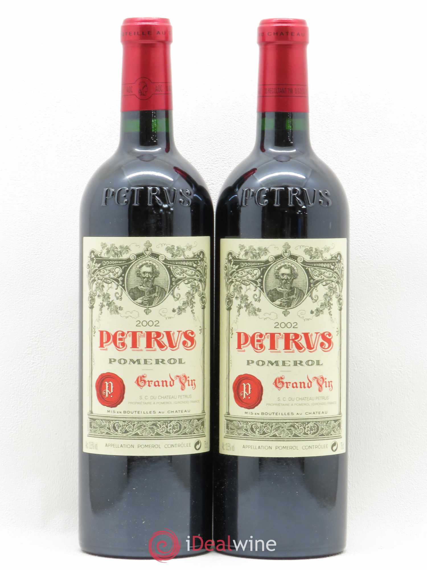 Petrus 2002 - Lot de 2 bouteilles - 0